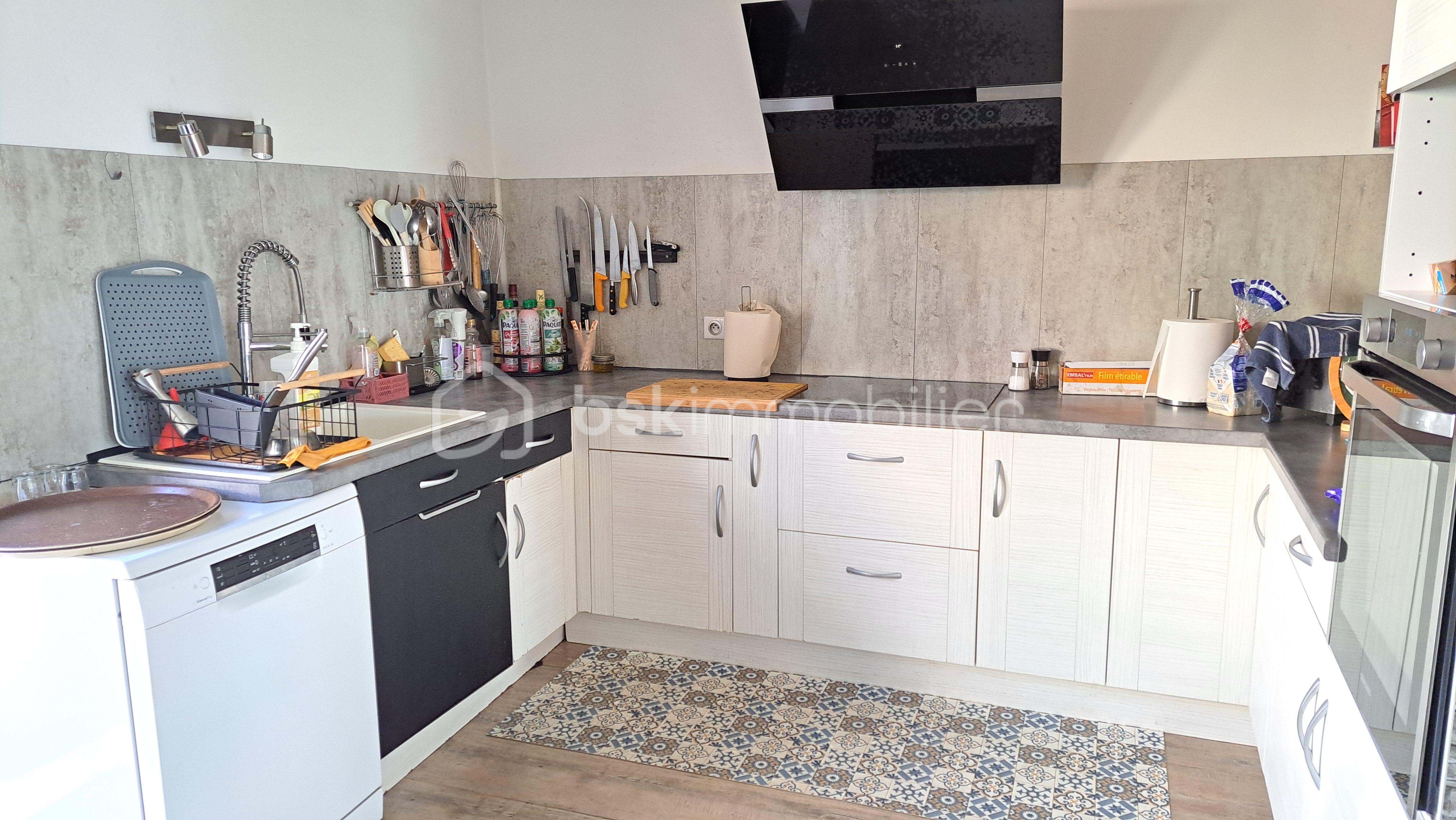 Maison de 315 m² - 20250918_112109.jpg