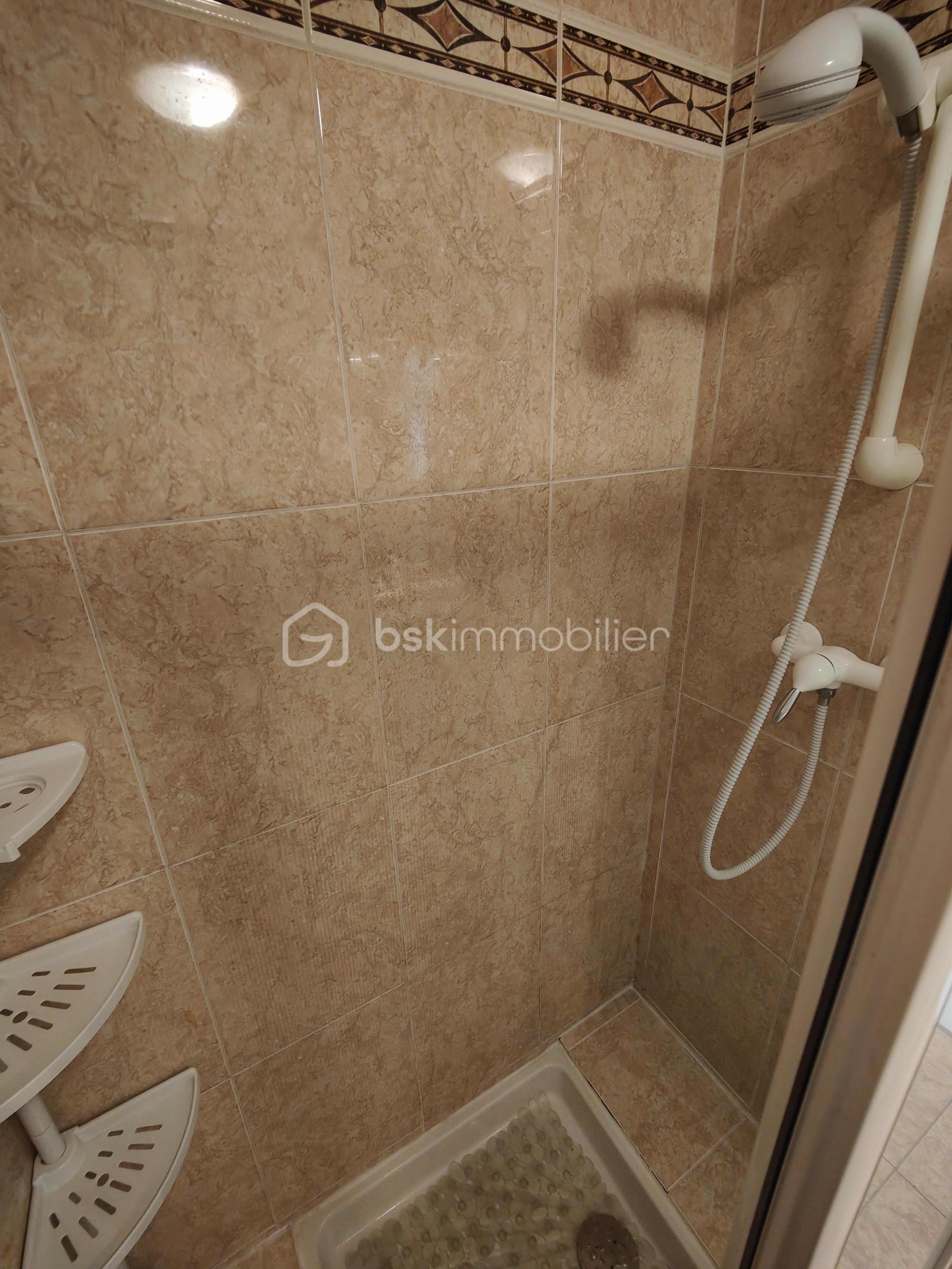 Appartement de 23,84 m² - IMG20241120120247.jpg