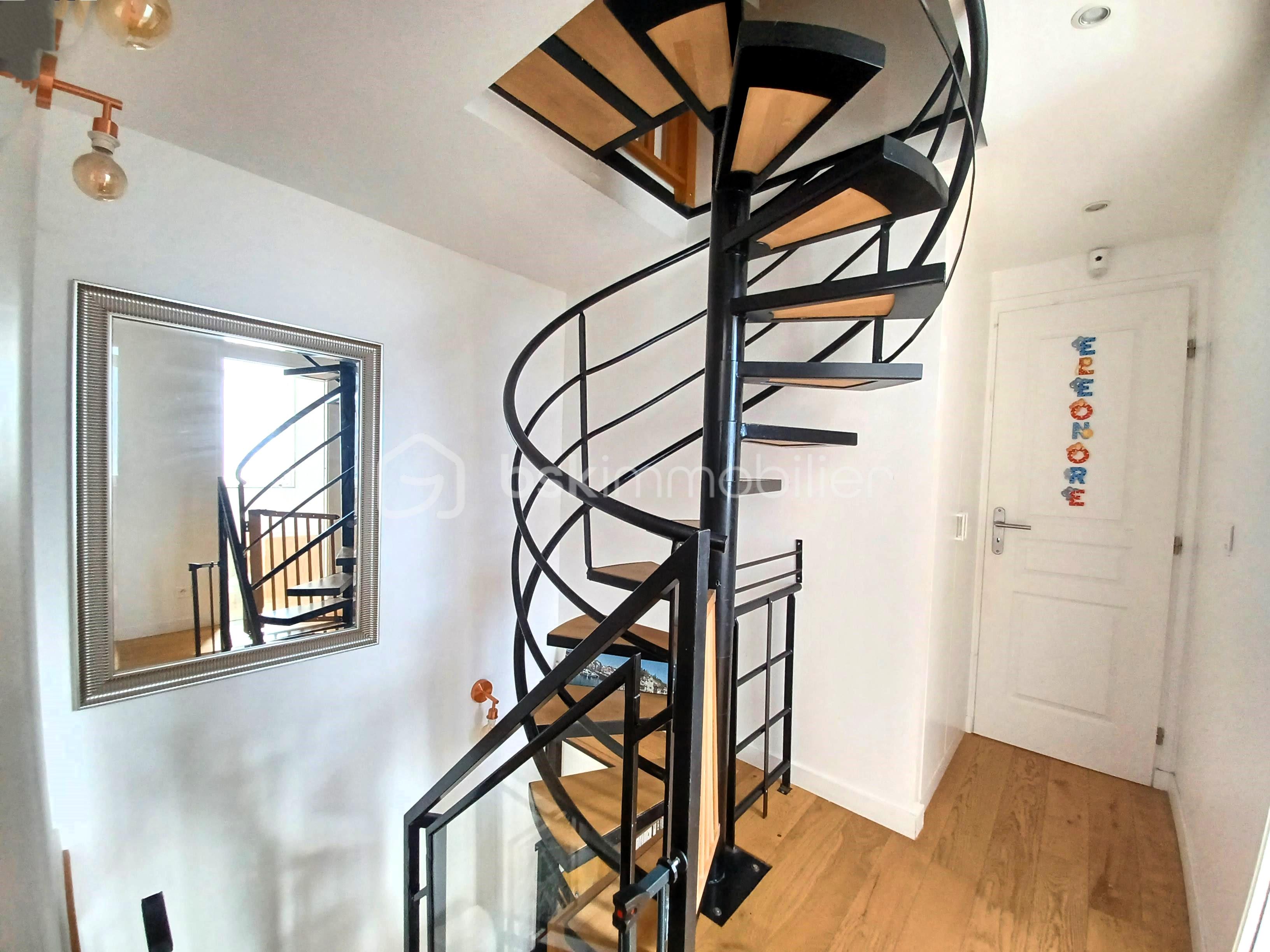 Maison de 98 m² - ESCALIERS 2.jpg