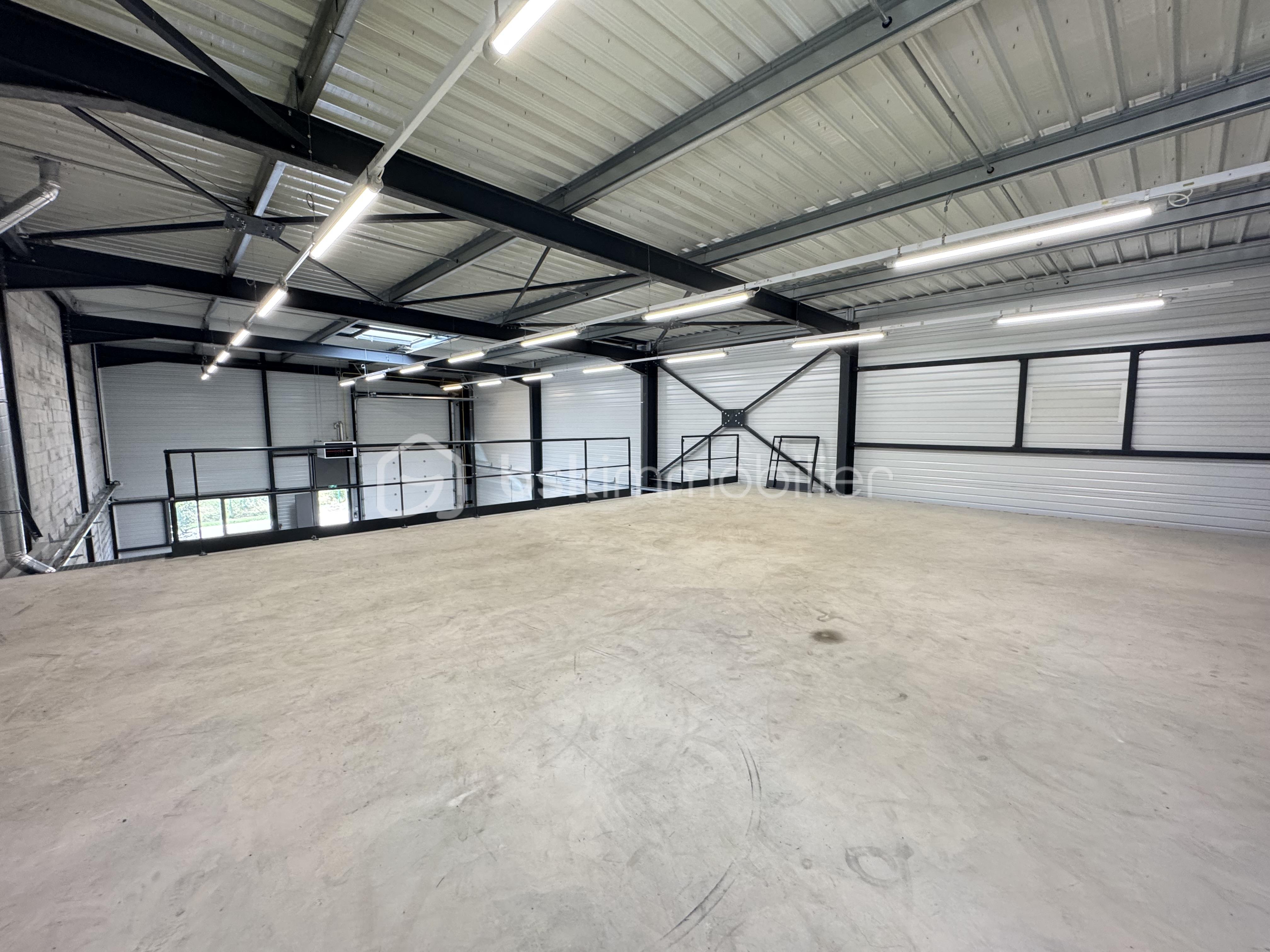 Local commercial de 341 m² - IMG_7809.jpeg