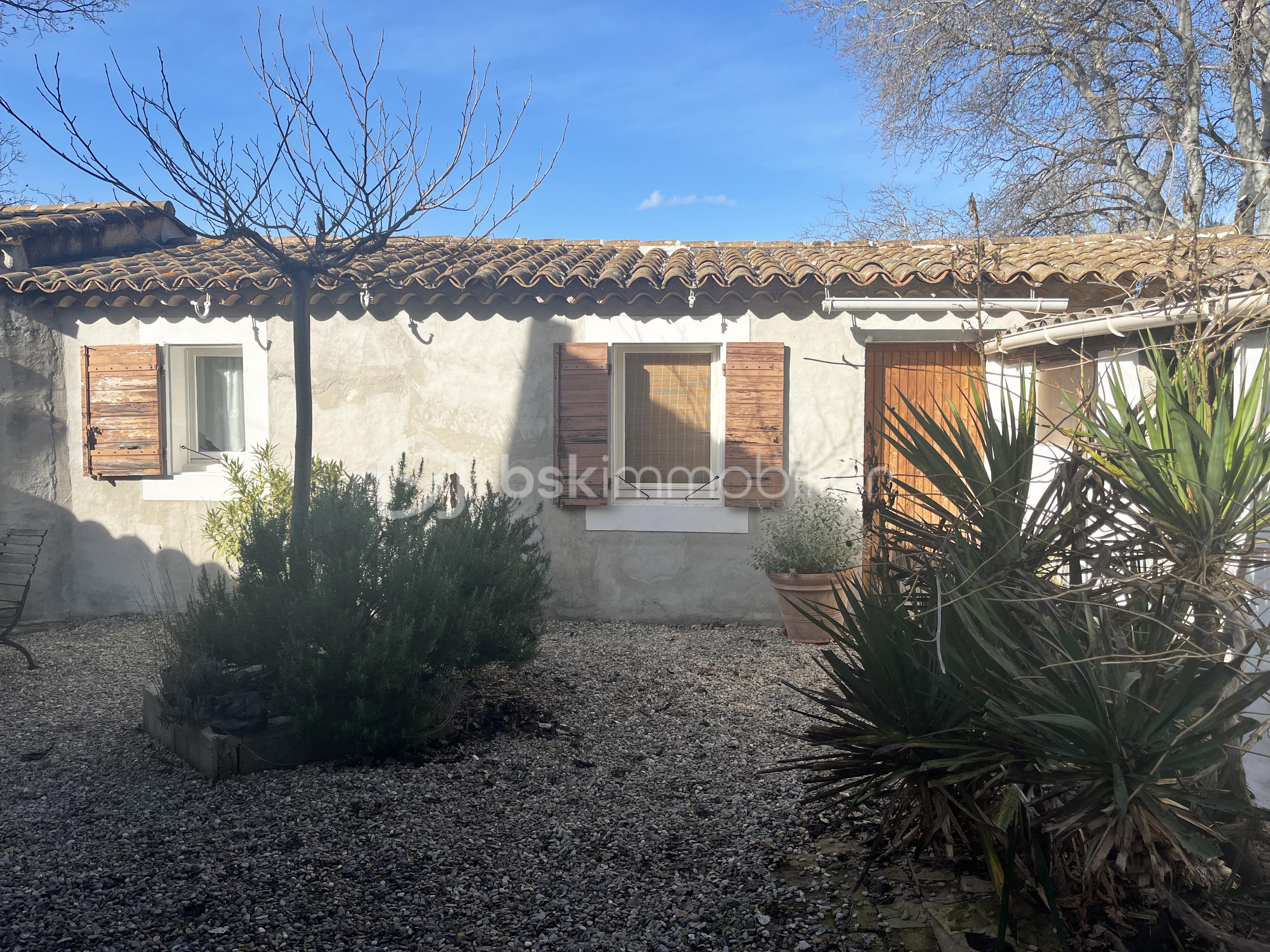 Maison provencale de 157 m² - GITE EXT.jpg