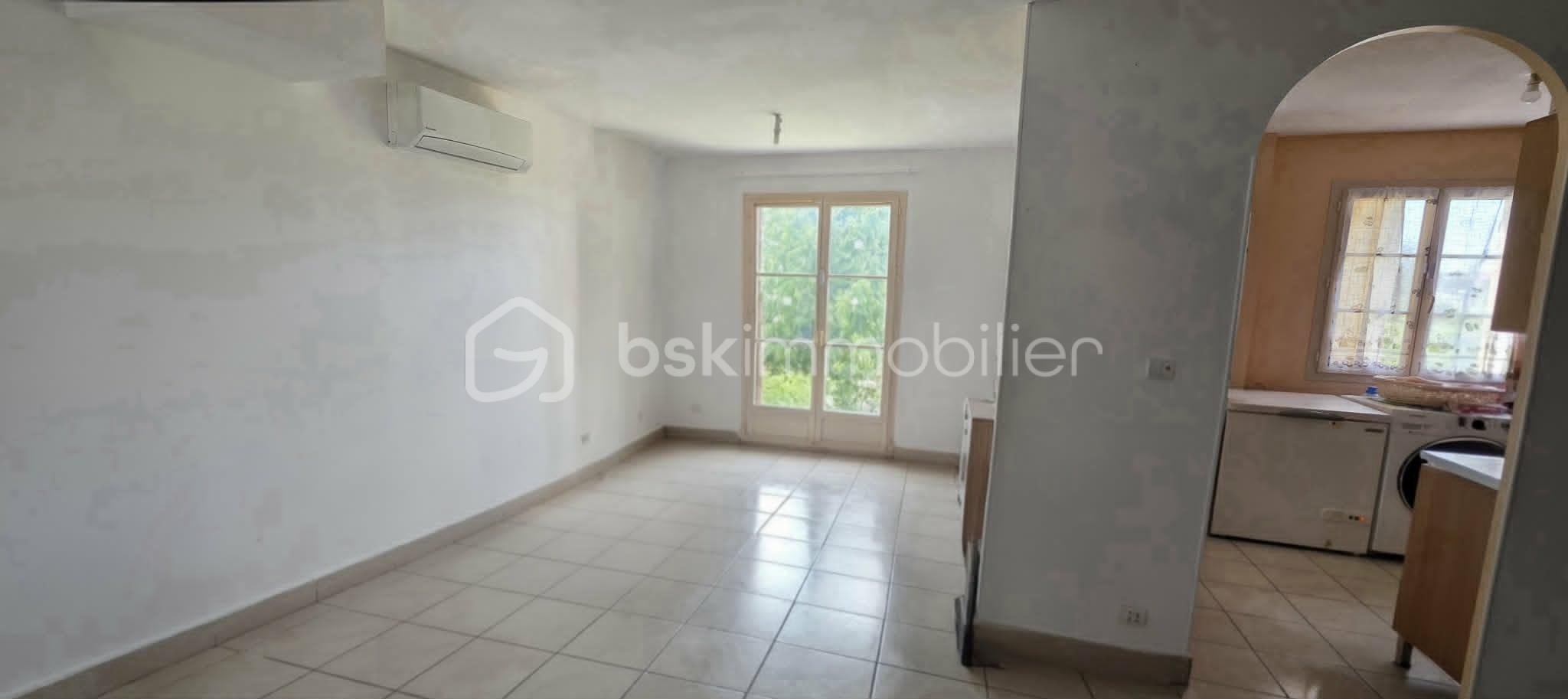 87de3d8f-fe13-4c1b-ba60-a4fd1bb3ea9d.jpg