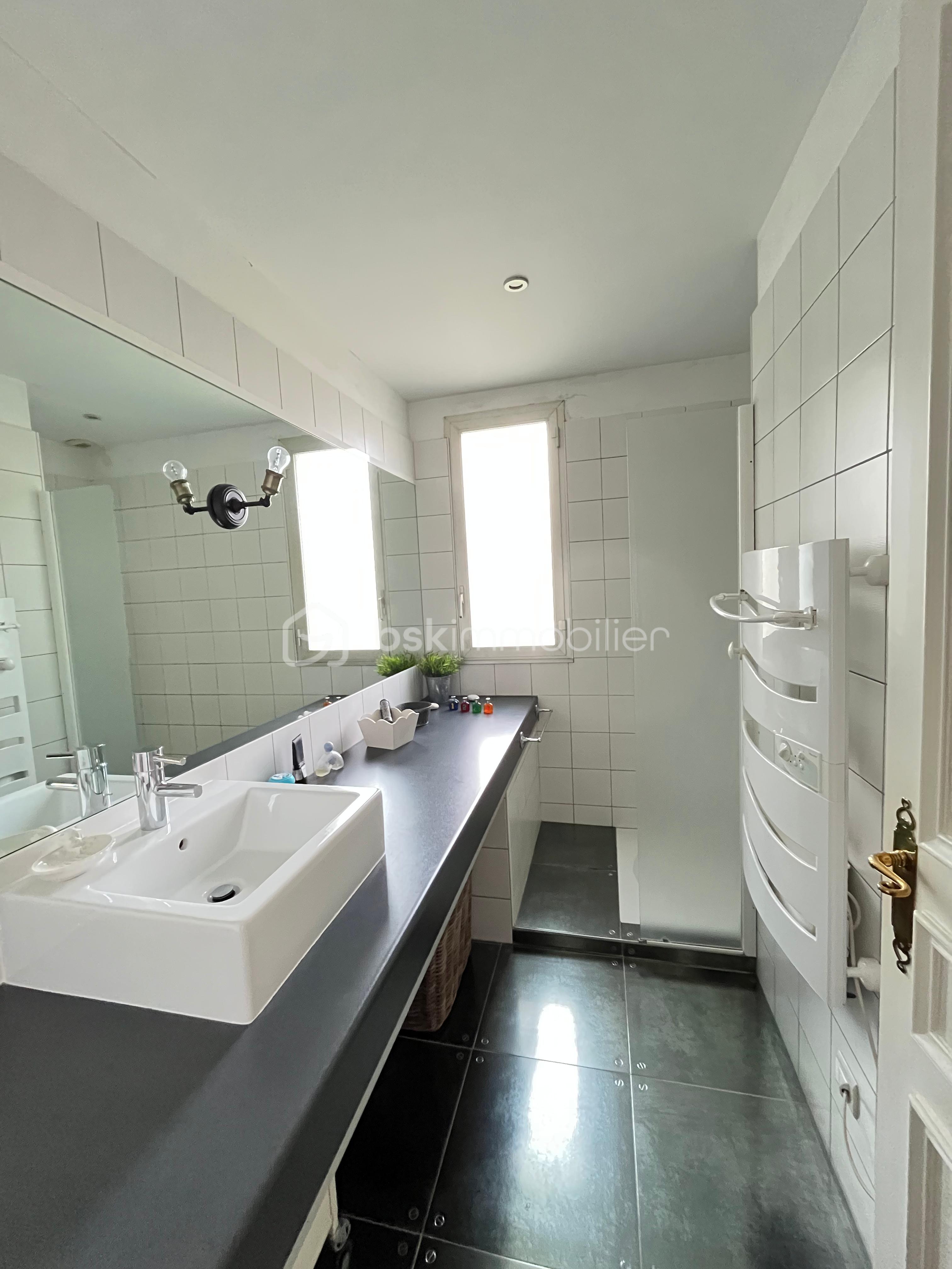 10 maison sdb couloir landerneau.png