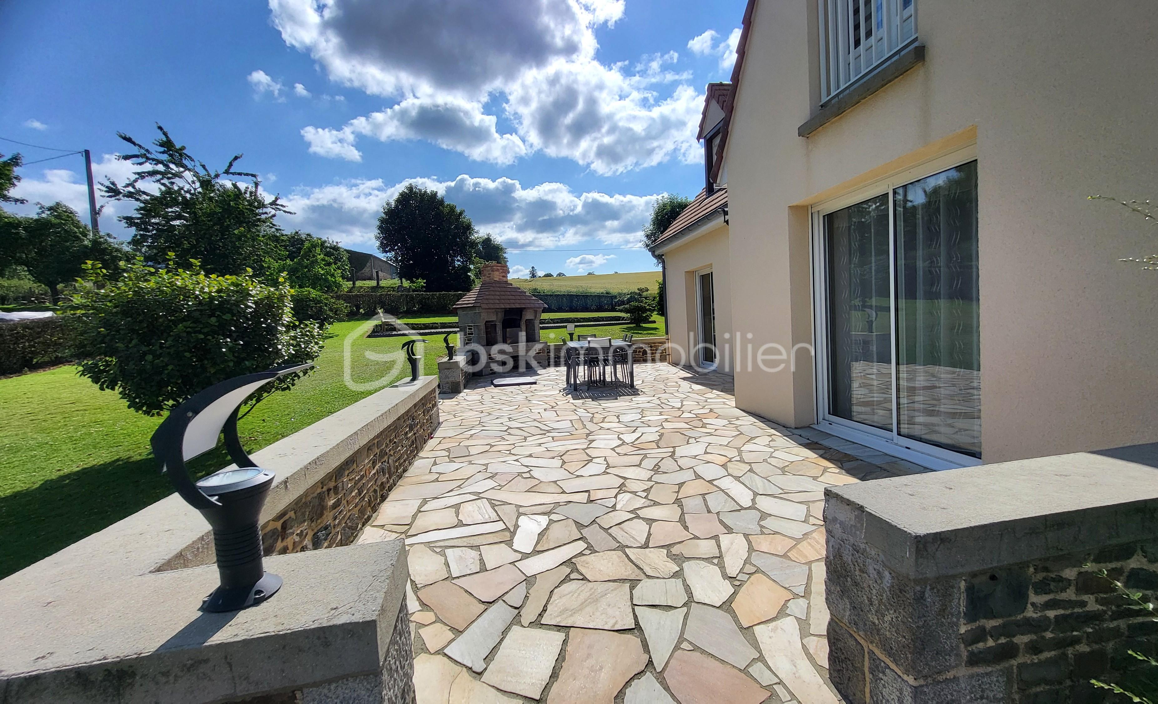 Pavillon de 114 m² - B terrasse vers le haut.jpg