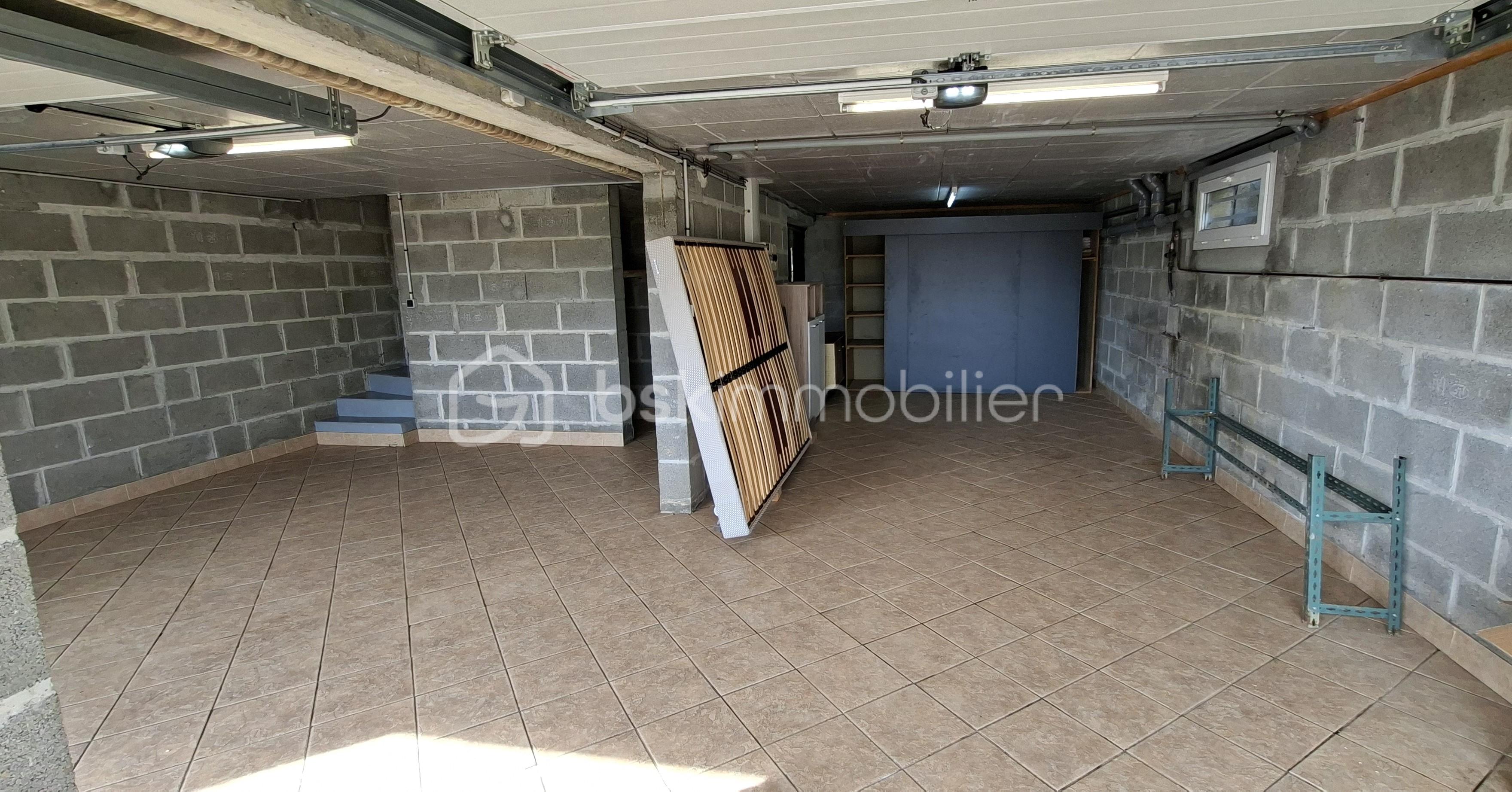 Pavillon de 114 m² - B ssol double garage.jpg