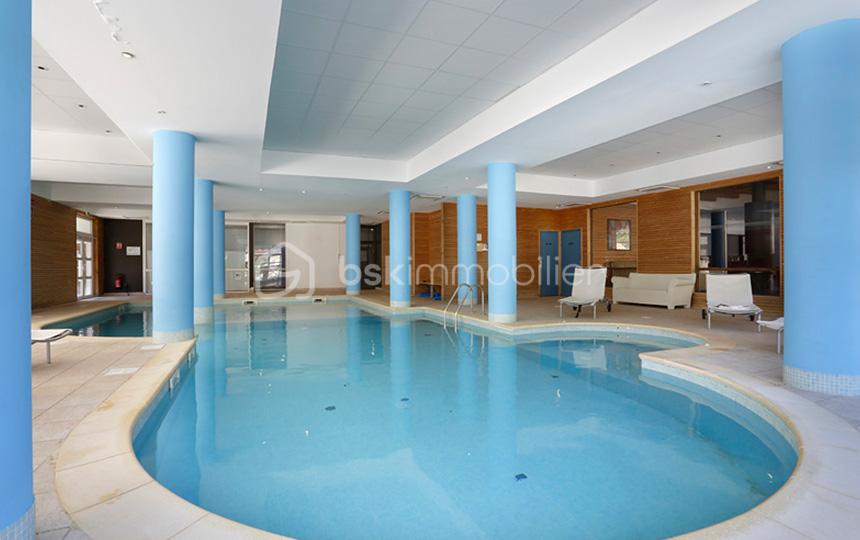 residence-les-chalets-du-verdon-foux-d-allos-appartement-piscine-interieure-2.jpg