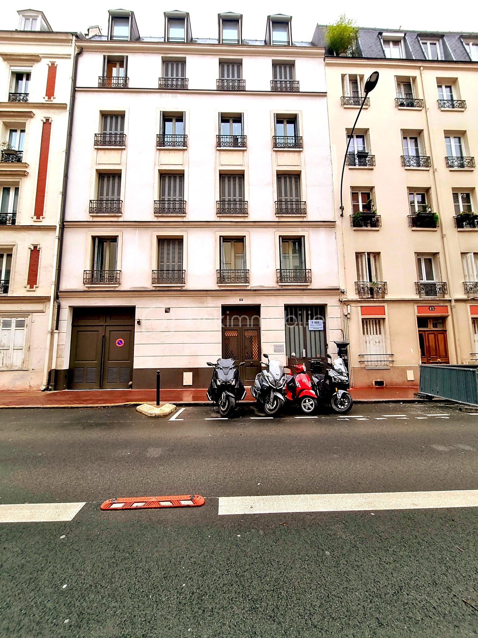 Bureau de 243 m² - levallois_00000_c3d482a.jpeg