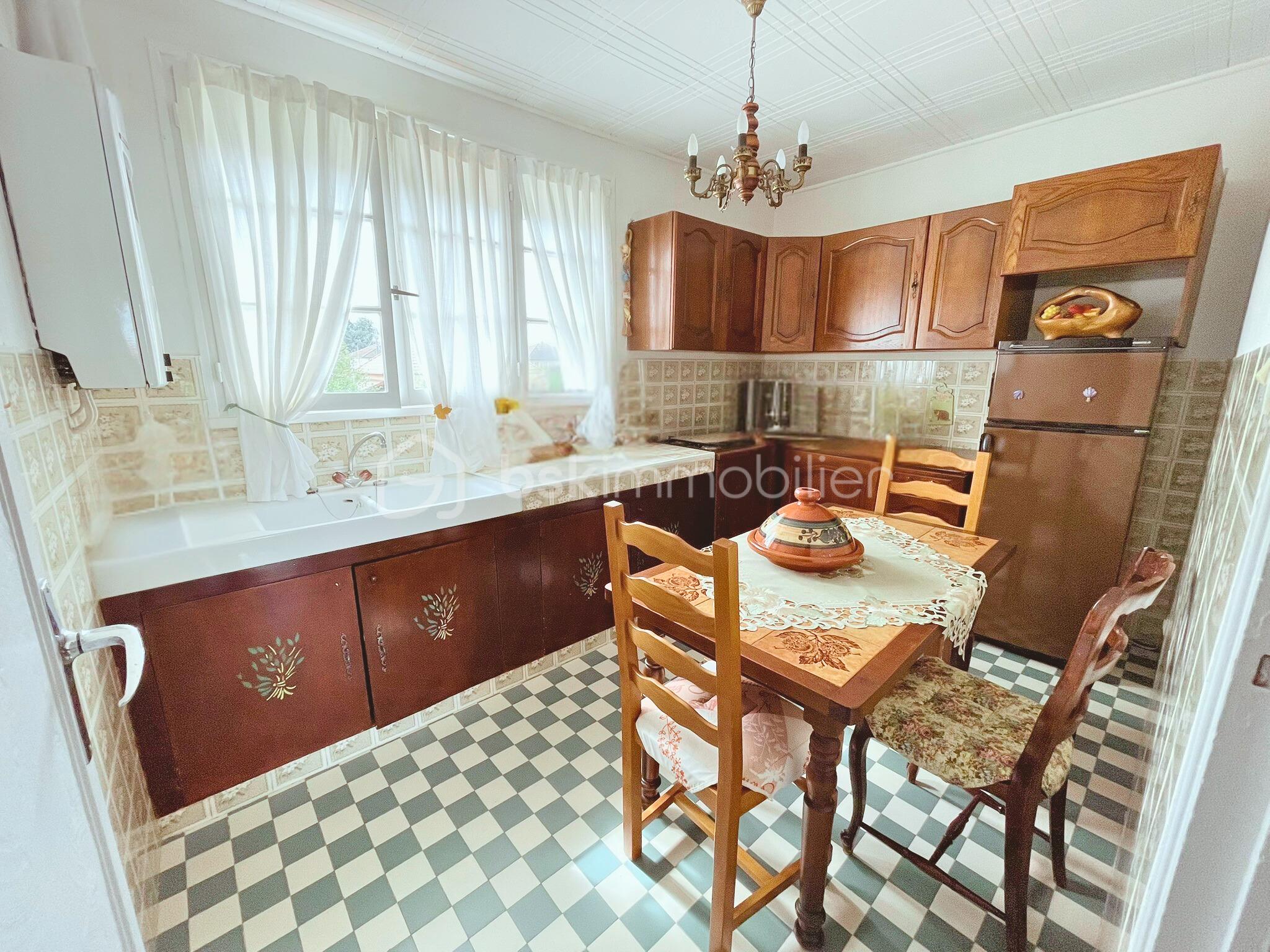 Maison de 72 m² - cuisine étage.jpg