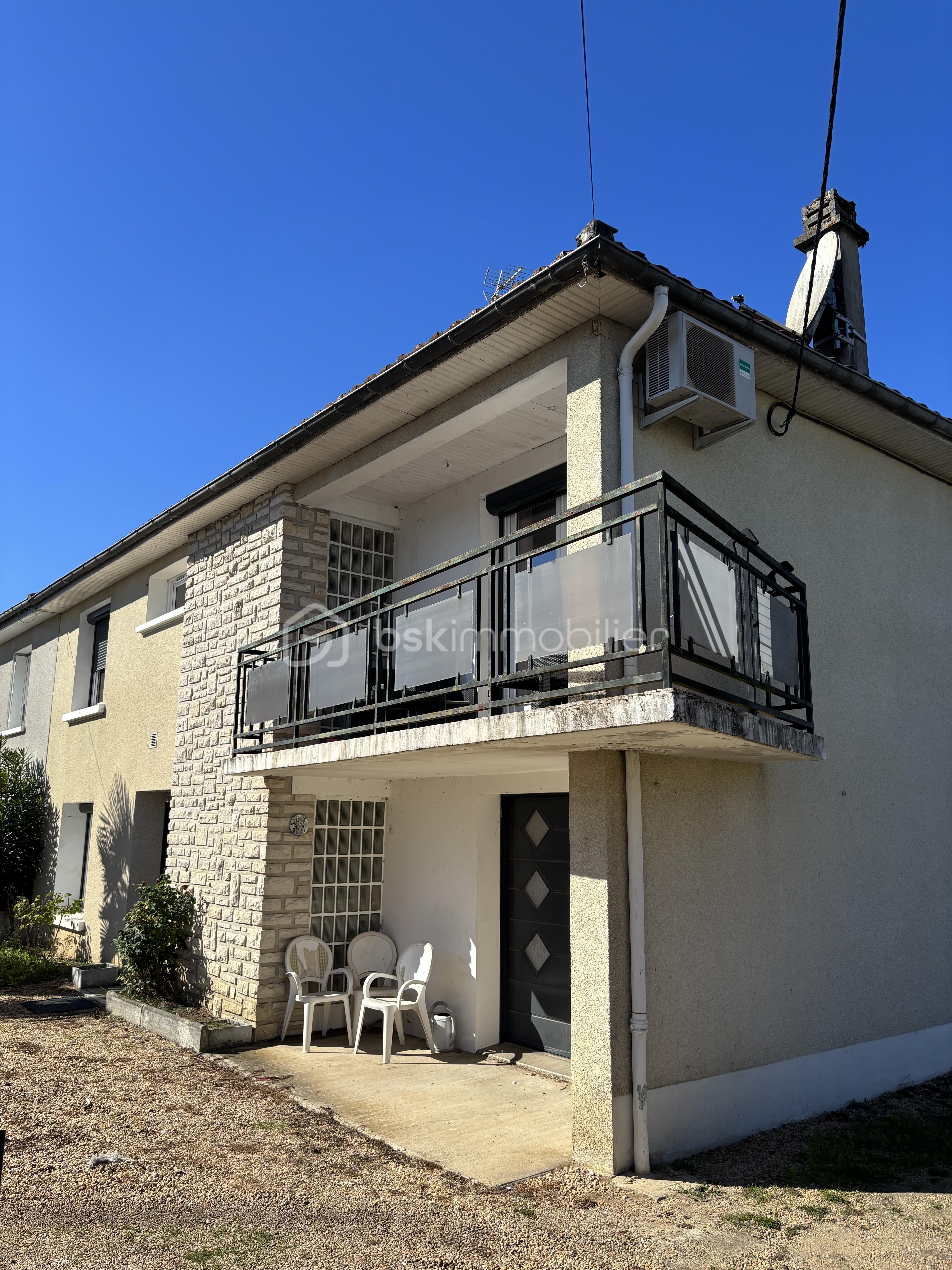 Maison traditionnelle de 135 m² Maison traditionnelle de 135 m²
