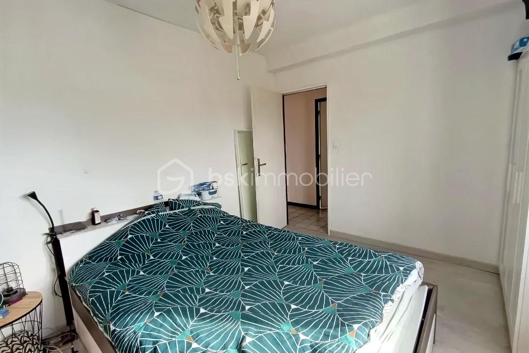 Maison de 180 m² - hoqi-864435fbcf8e45688d1ea5de403c29a5.jpg