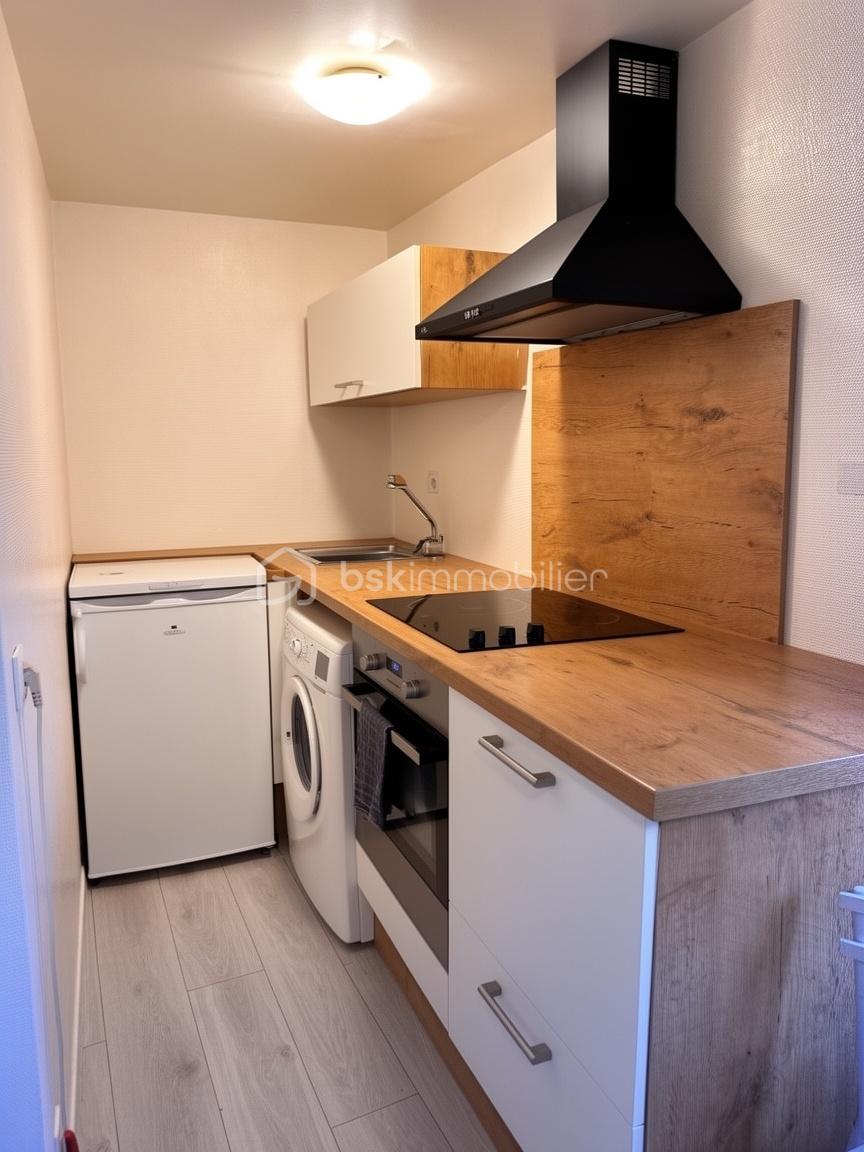 Immeuble de 126 m² - APT Etge Cuisine.jfif