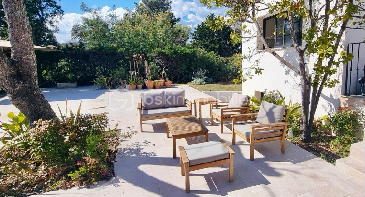 Maison de 300 m² - PHOTO-2025-09-27-11-54-57.jpg