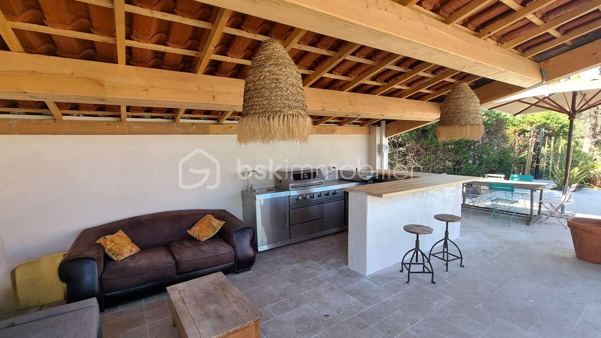 Maison de 300 m² - eb413e2f-8d85-4dd0-8b61-2f642b3a026d.jpeg