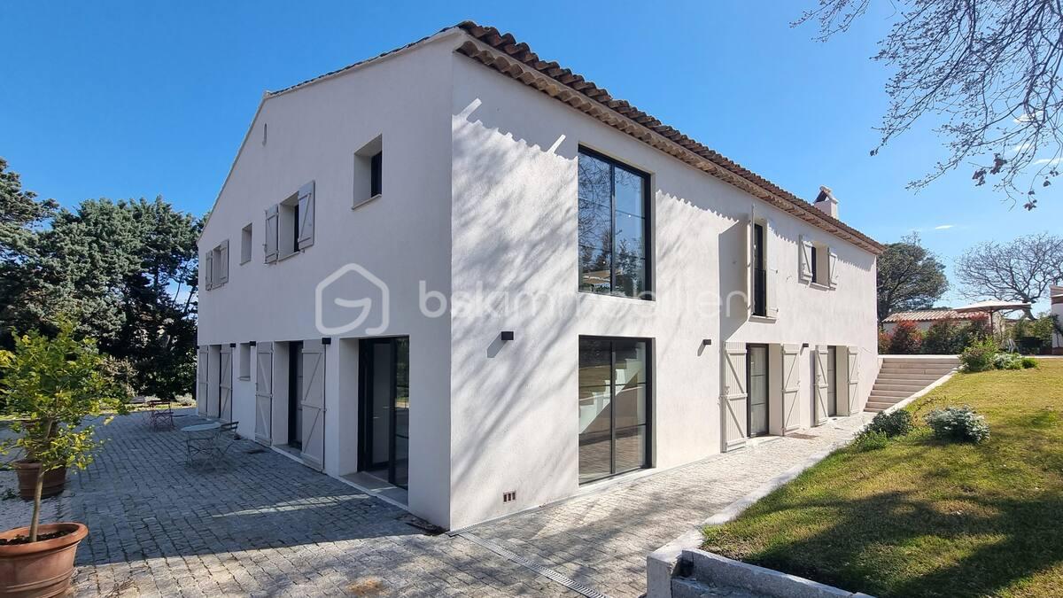 Maison de 300 m² - 909861d1-278d-42f3-8840-c7e0683dfce4.jpeg