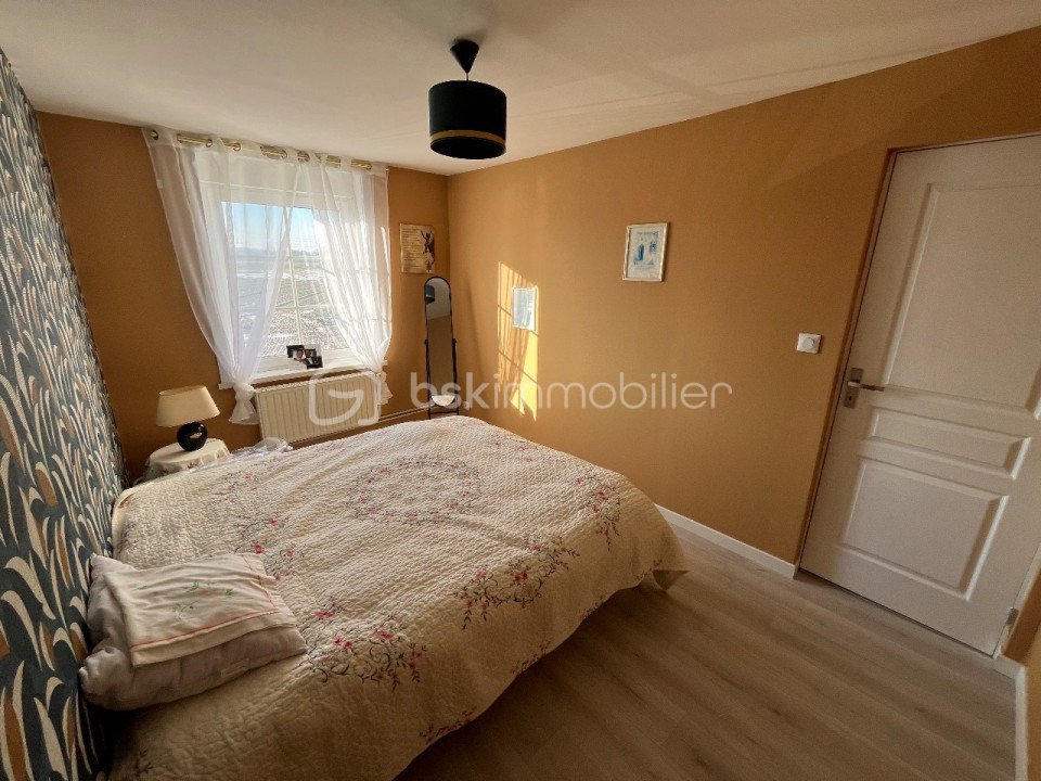 Immeuble mixte de 136 m² - chambre_03