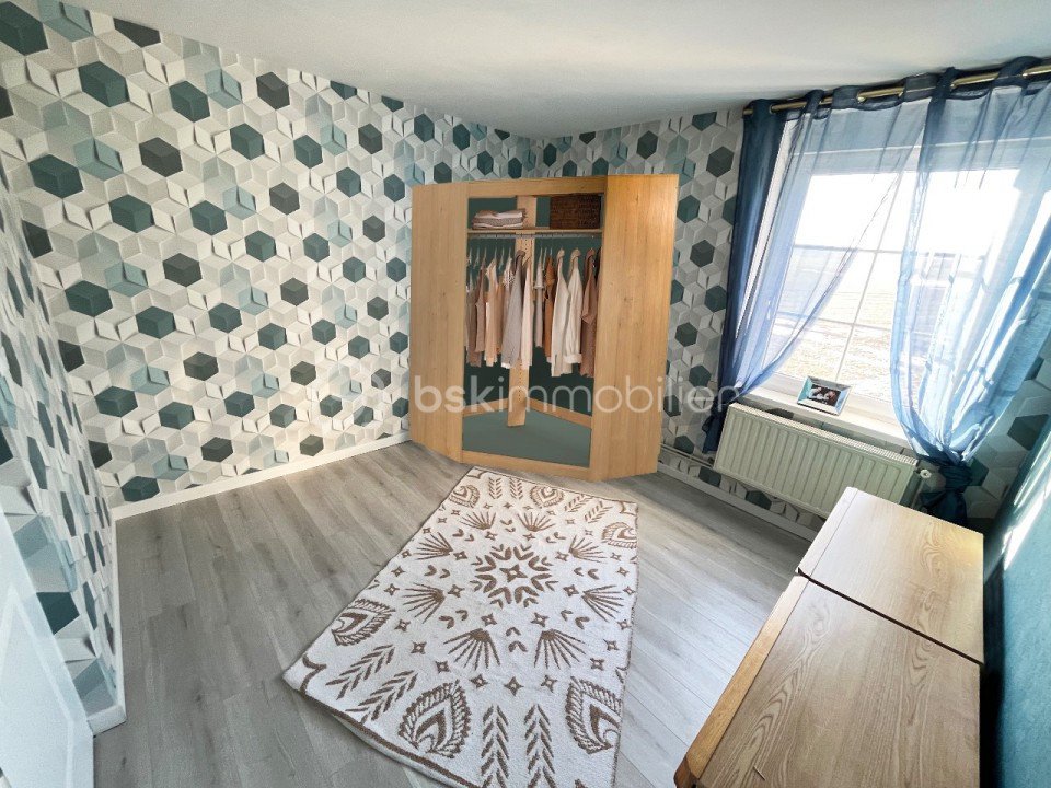 Immeuble mixte de 136 m² - chambre_02