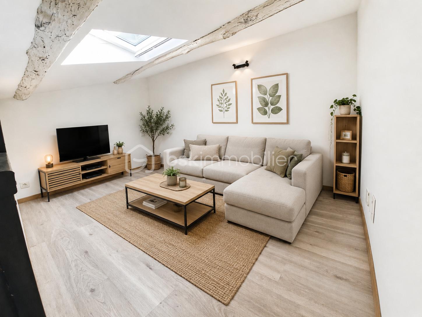 Immeuble 7 pièces 160 m² · à Lauris · 160 m² · 385 000 €
