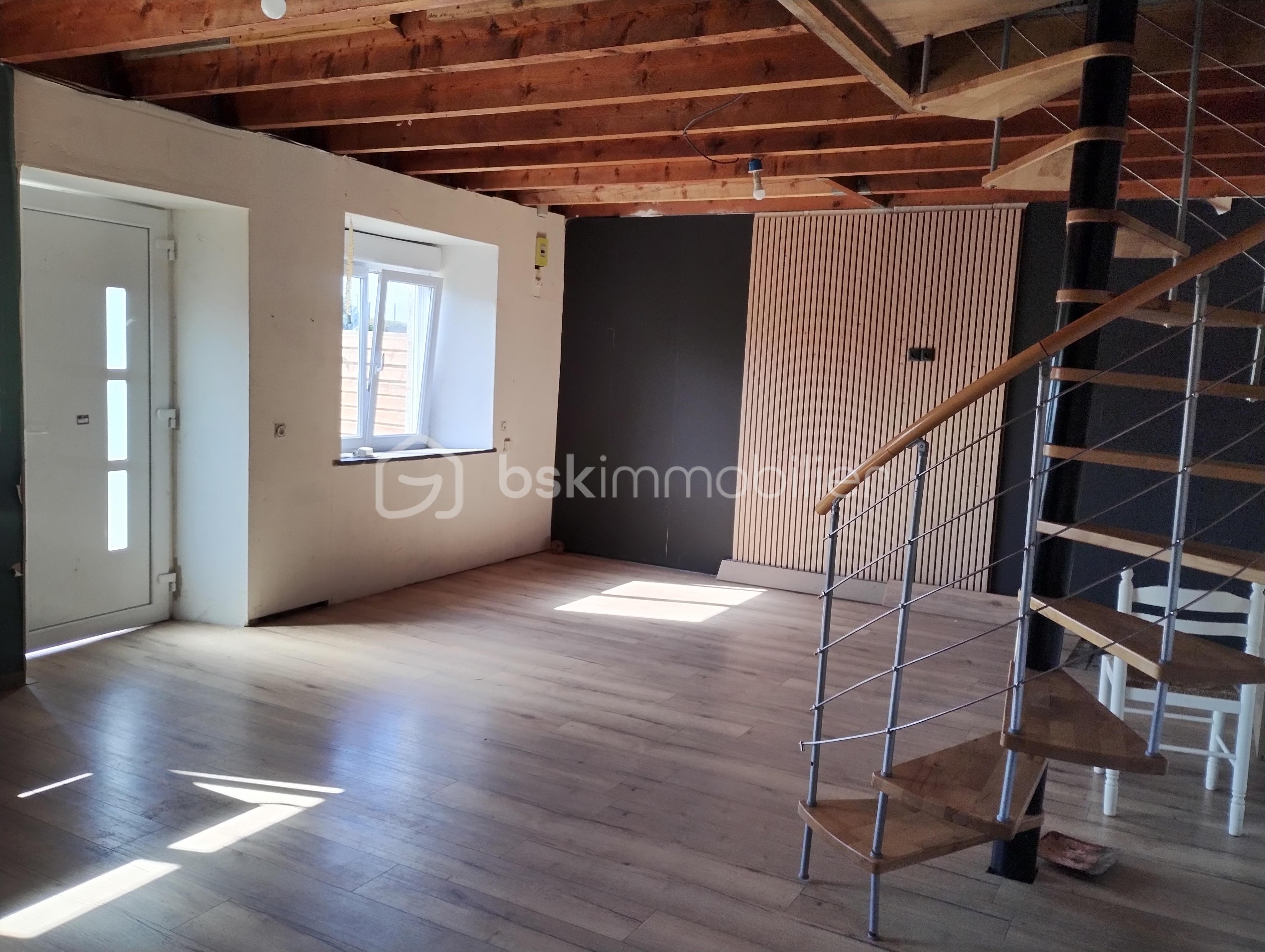 Maison de 2 295 m² - isabelle-bouvier-mandataire-immobilier-maison-pierre-sejour.jpg