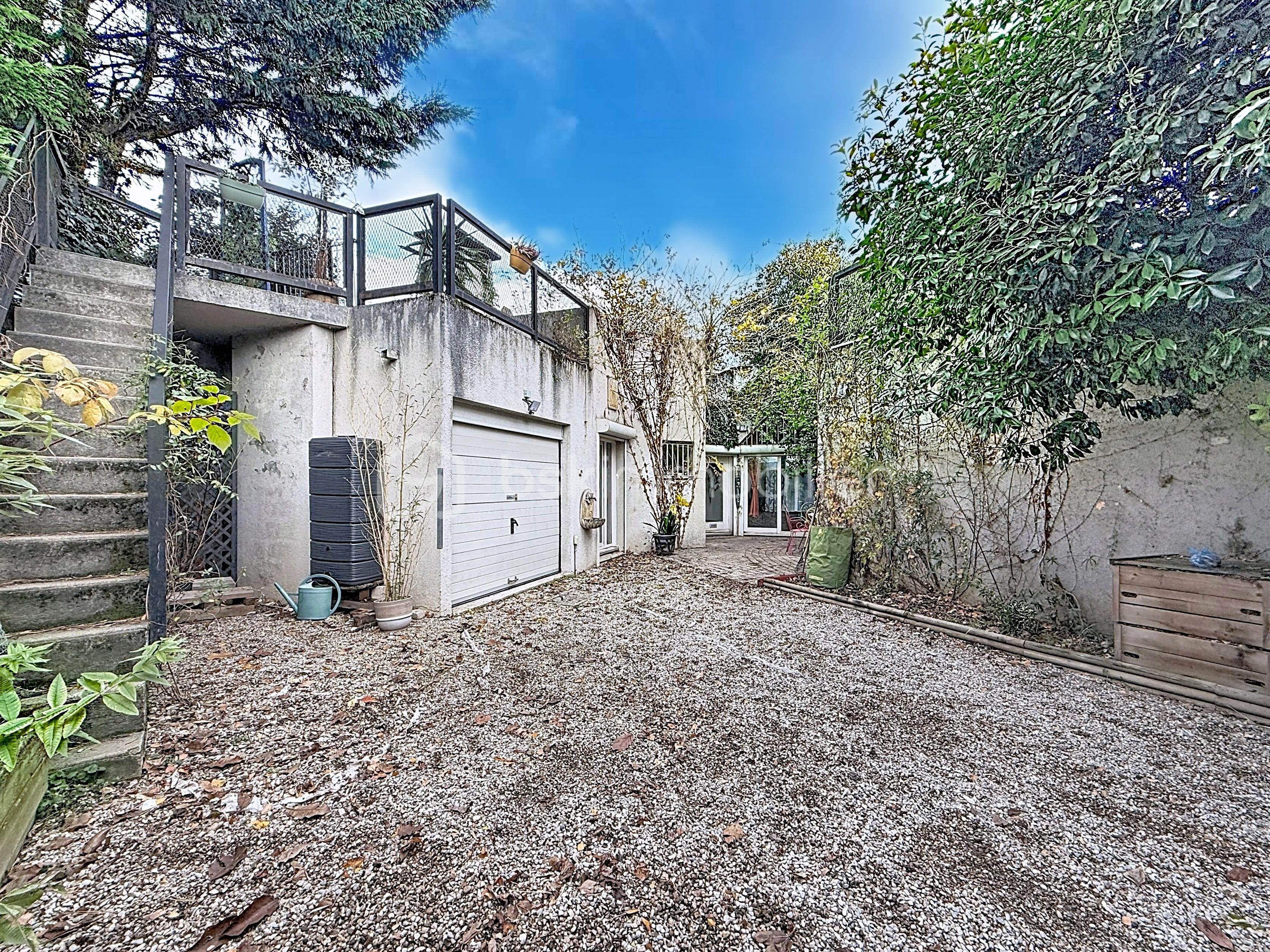 Appartement de 114 m² - fontaine-camille_00001.jpeg