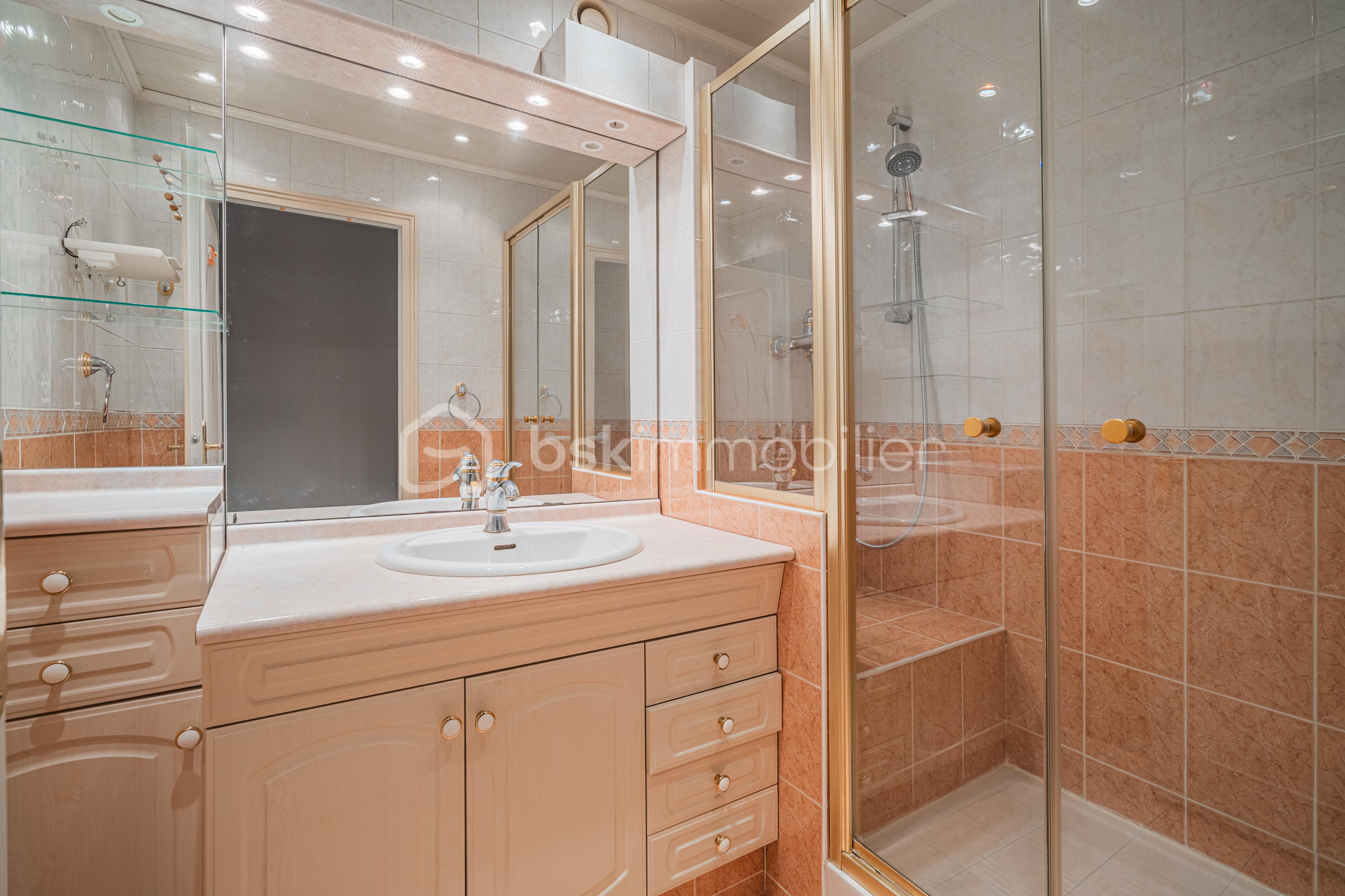 Appartement de 90 m² - A7407845-HDR-Modifier.jpg