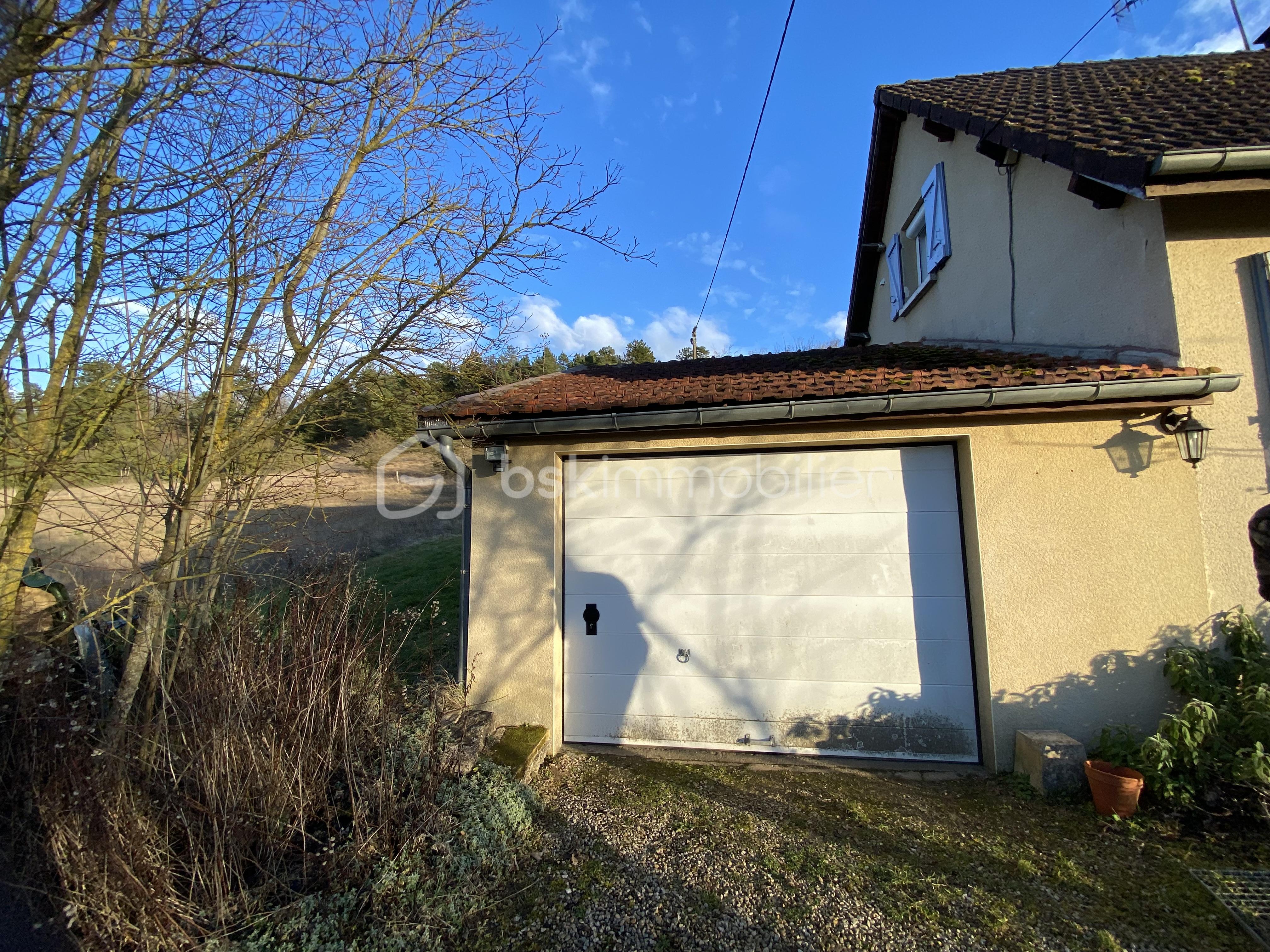 facade garage fermé .jpg