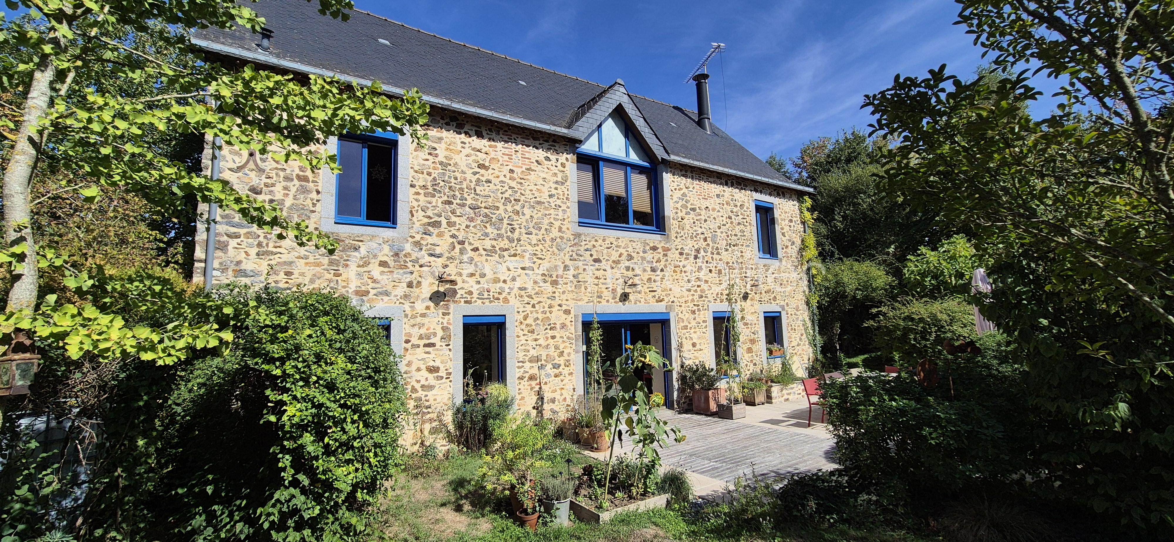 FACADE ARRIERE.jpg