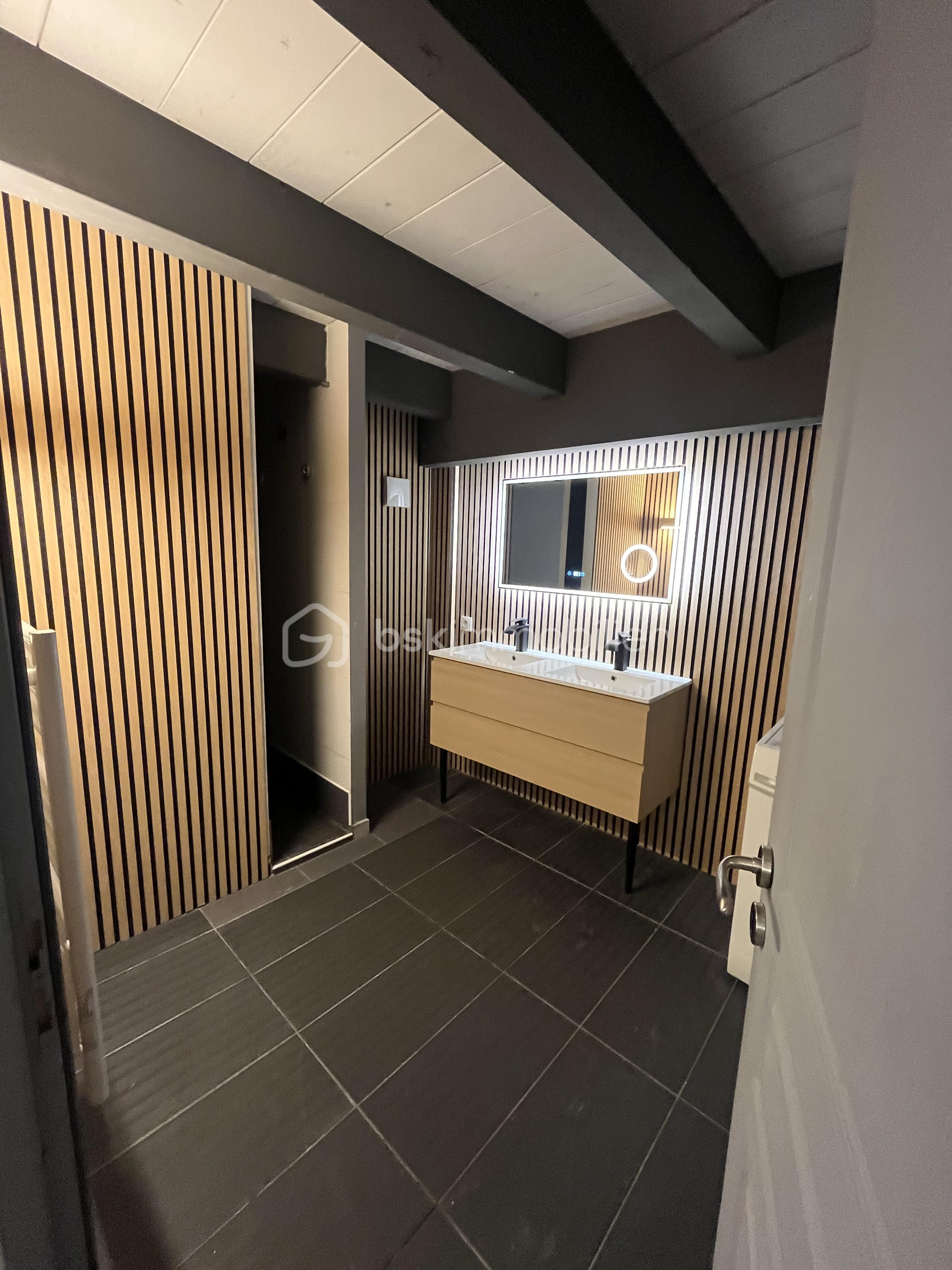 Loft 13 .jpg