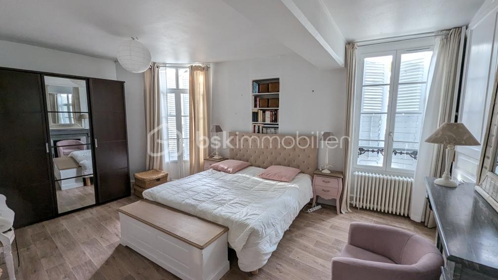 Immeuble mixte de 160 m² - PXL_20260112_131907940.MP.jpg