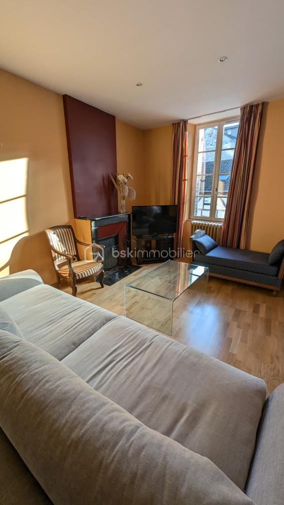 Immeuble mixte de 160 m² - PXL_20260118_143350576.jpg