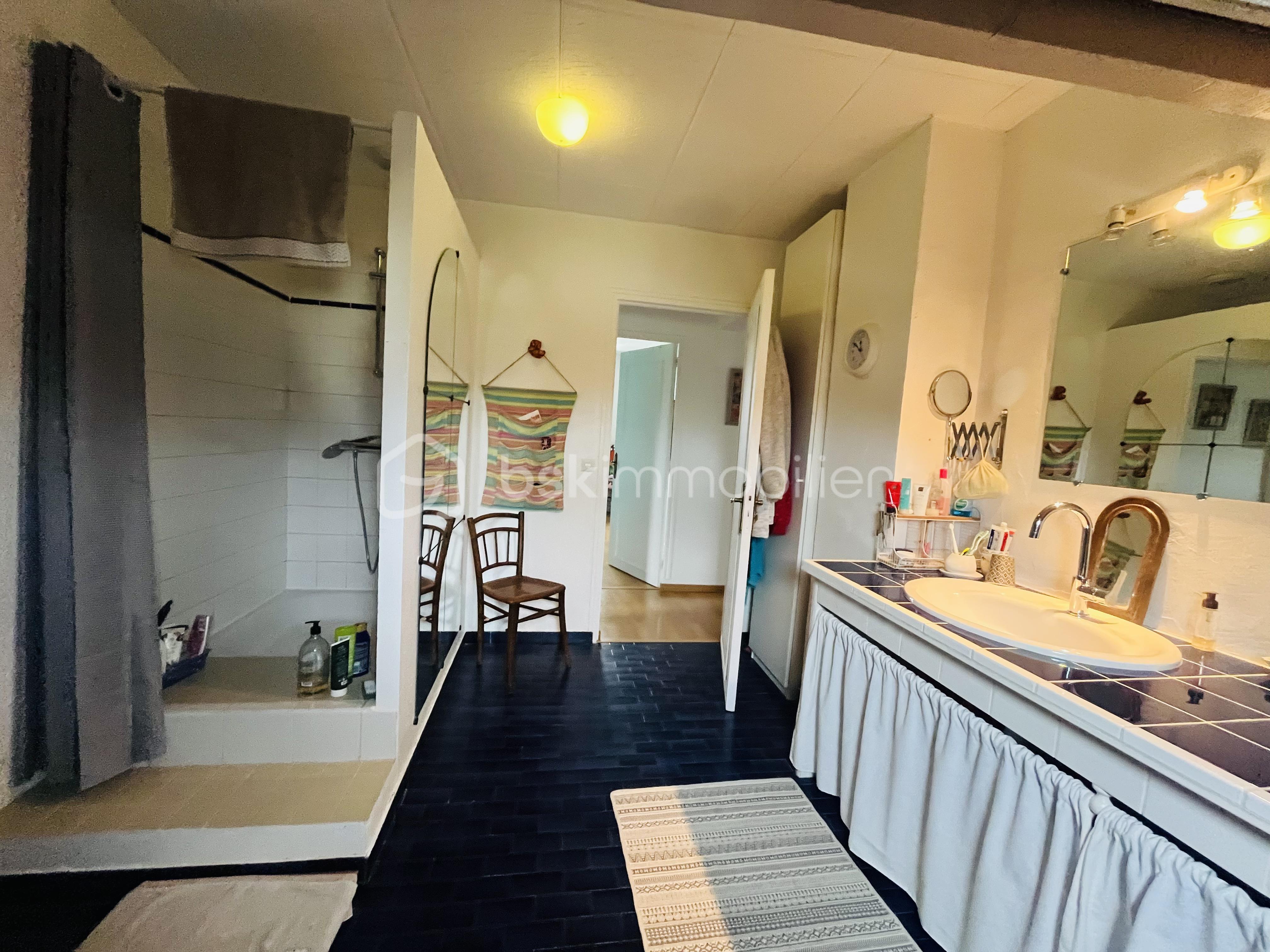 Maison de 222 m² - tempImagezXdvj4.png