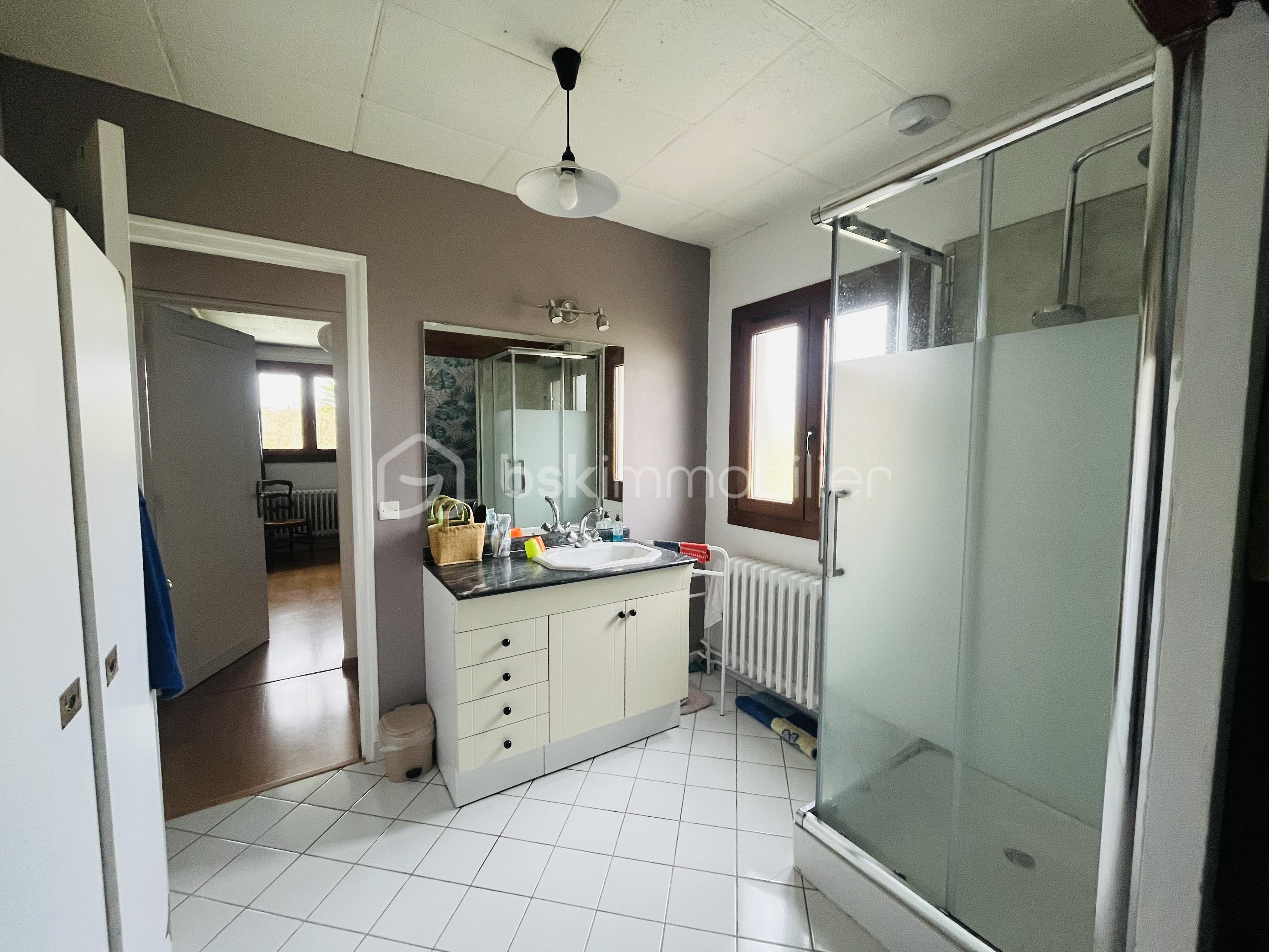 Maison de 222 m² - tempImagetPmi3y.png