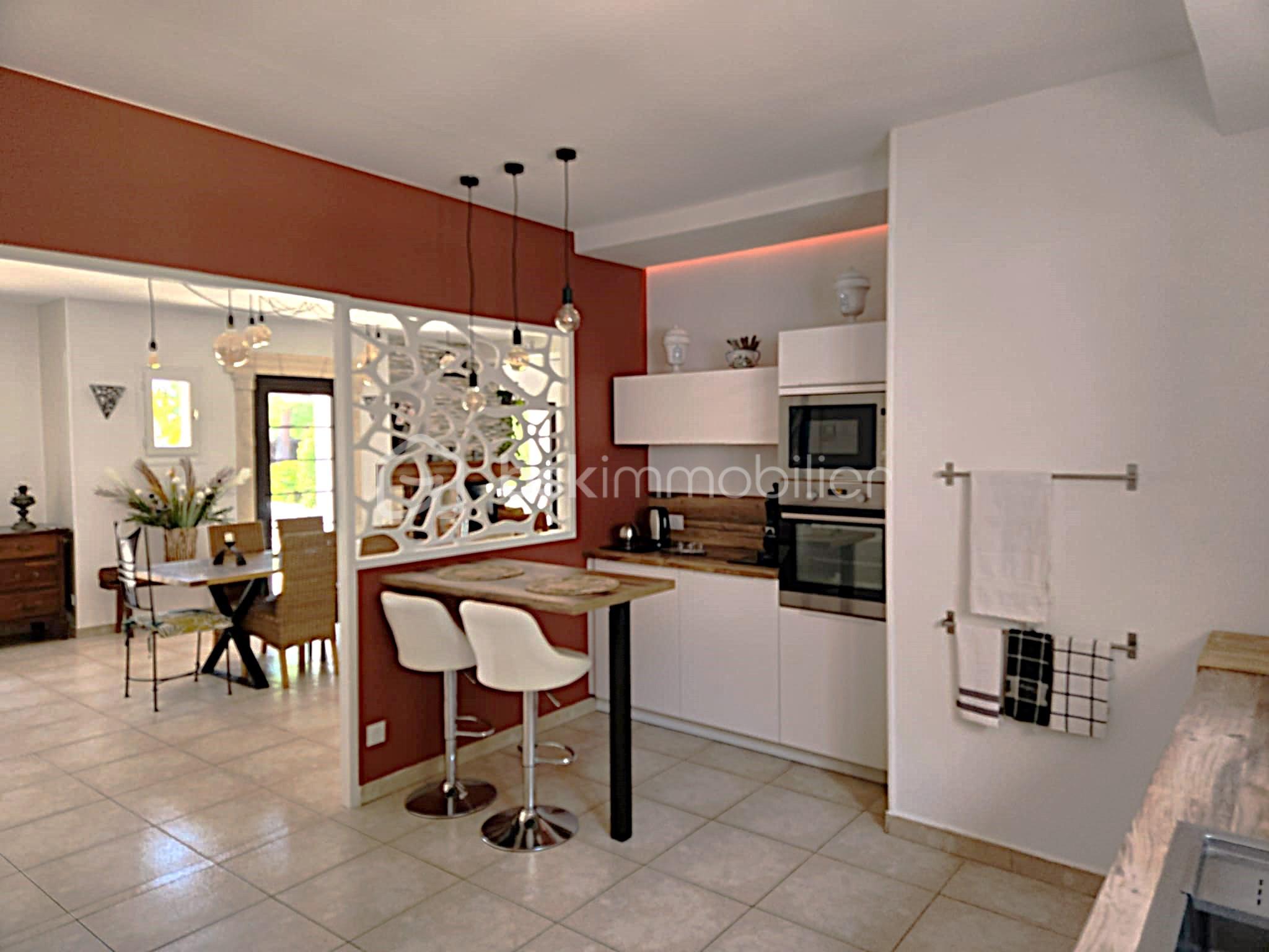 Maison de 188 m² - c7337089-6c17-4243-a3a5-e38644adc989.jpg