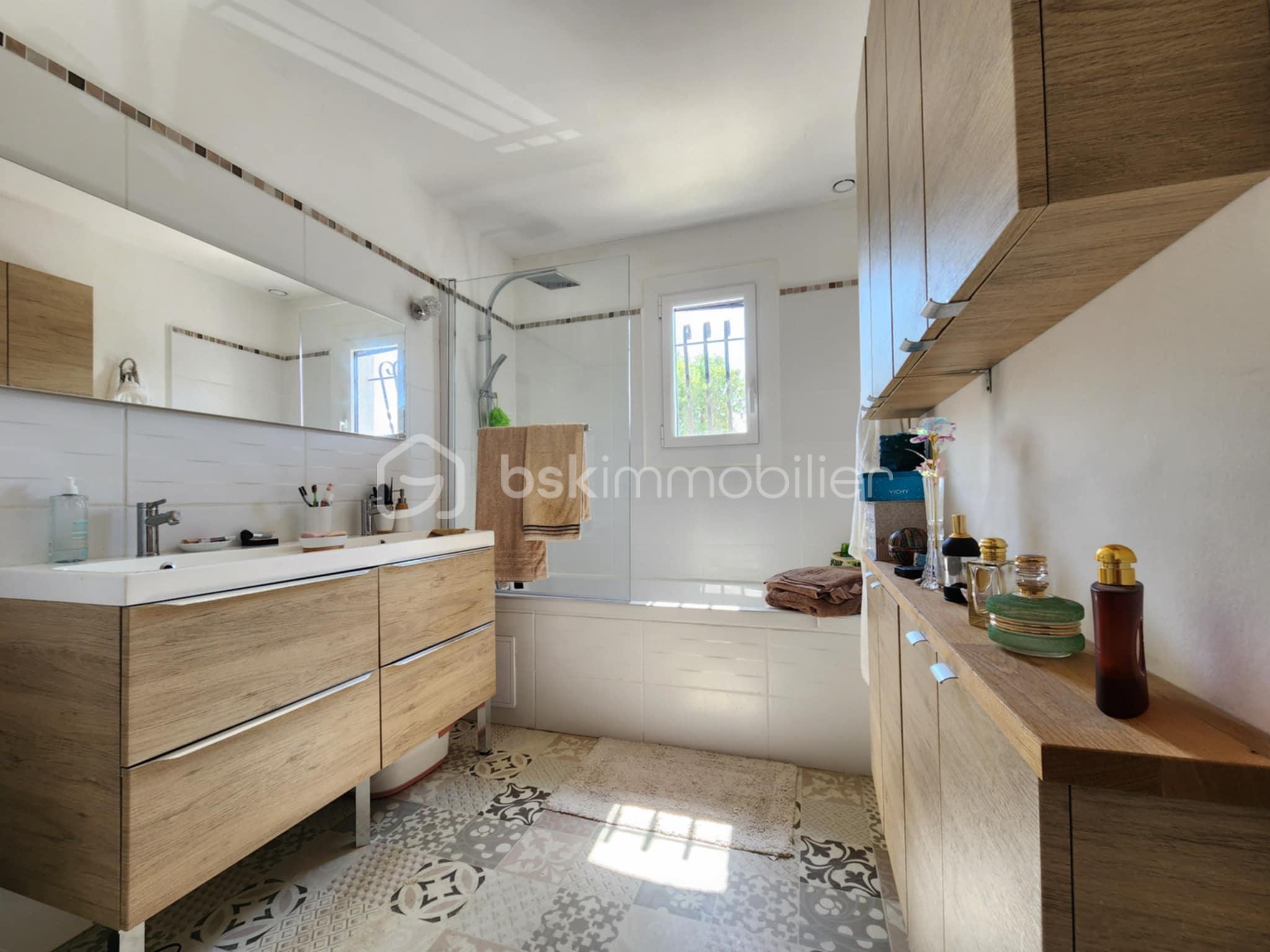 Maison de 188 m² - 9472d3c2-b48a-46d6-b85b-5fc5d027bfe7.jpg