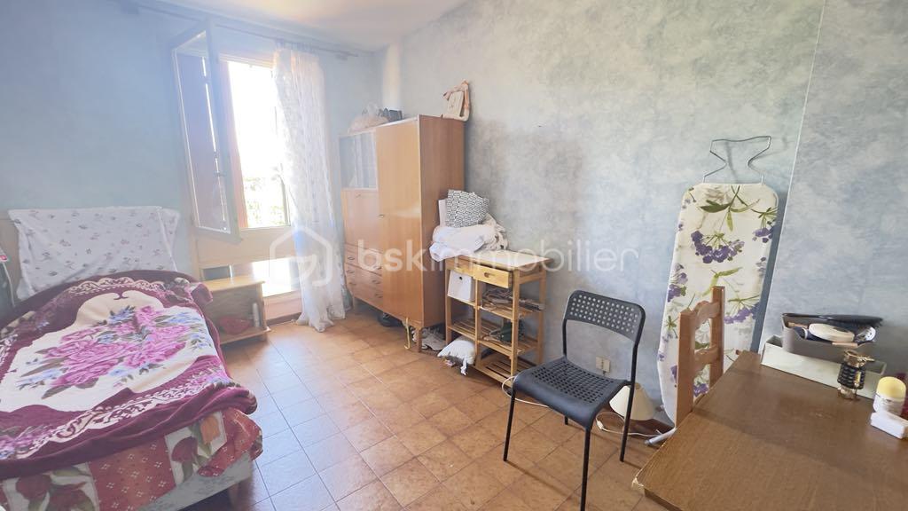 Maison traditionnelle de 100 m² - 7c8a806d-3c5e-4197-8127-a74861437511.jpeg