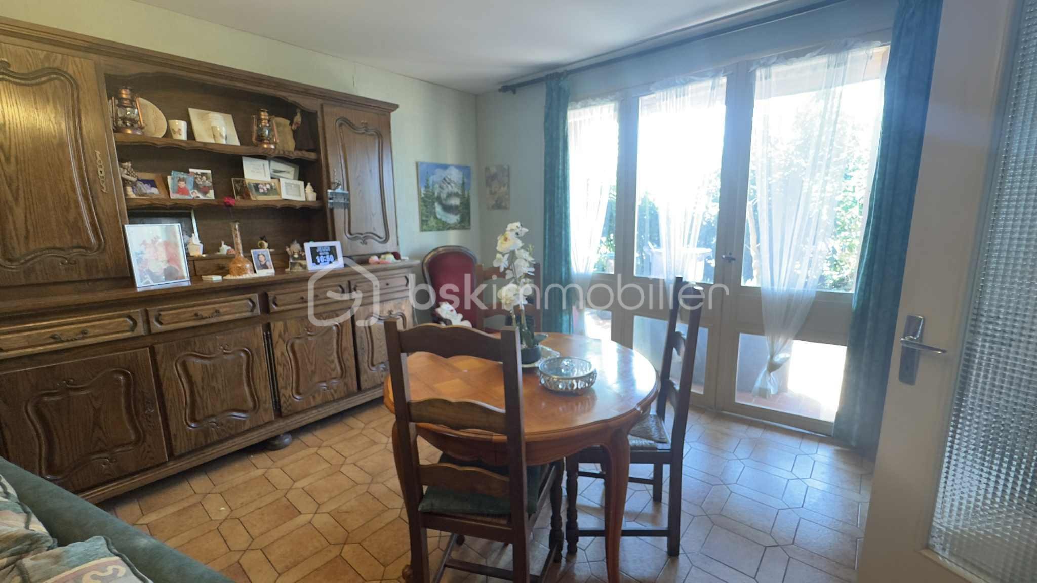 Maison traditionnelle de 100 m² - 447cbca0-9239-4dda-a084-063c03f0a9bc.jpeg
