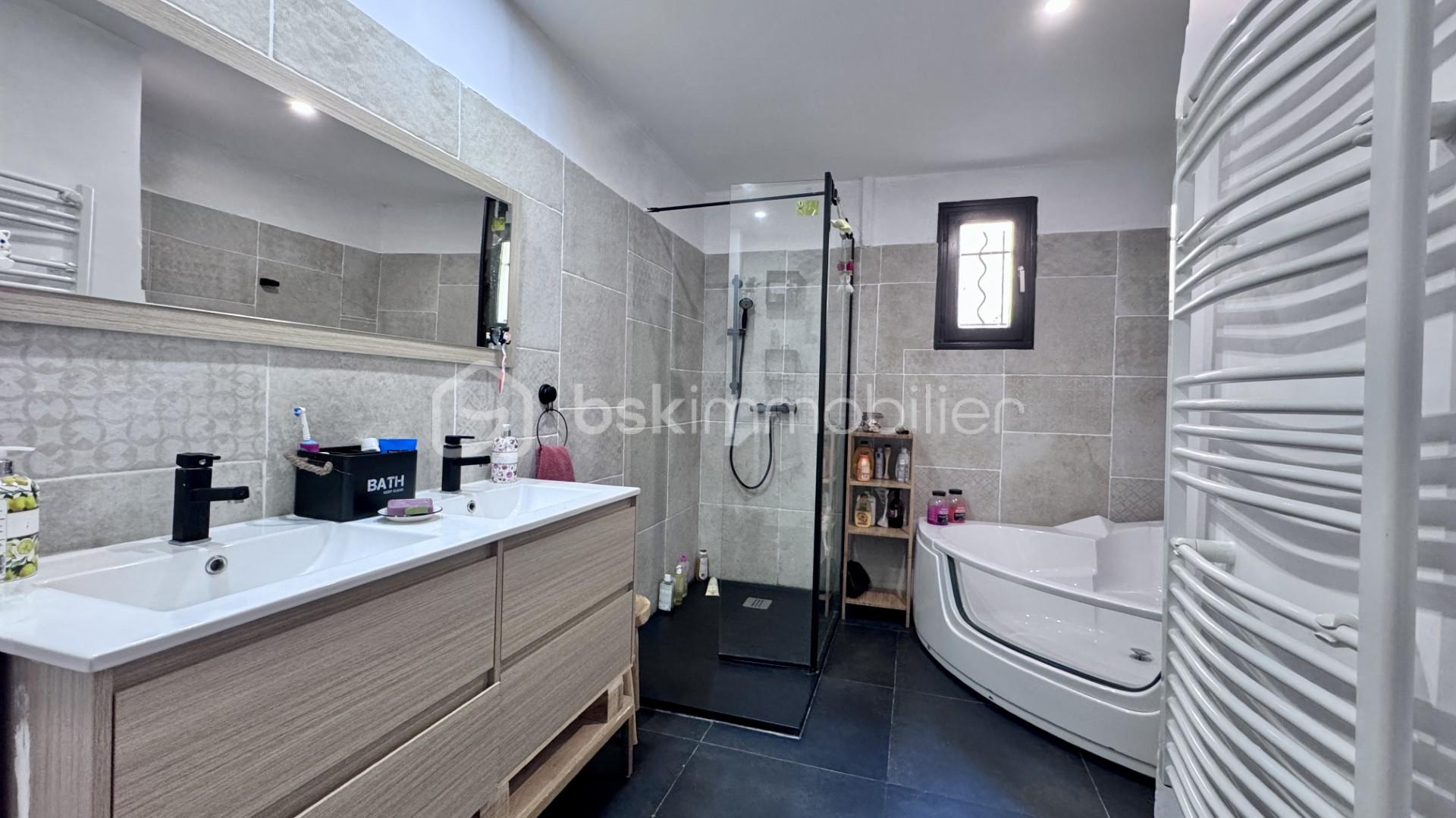 Maison de 97 m² - SDB.jpeg