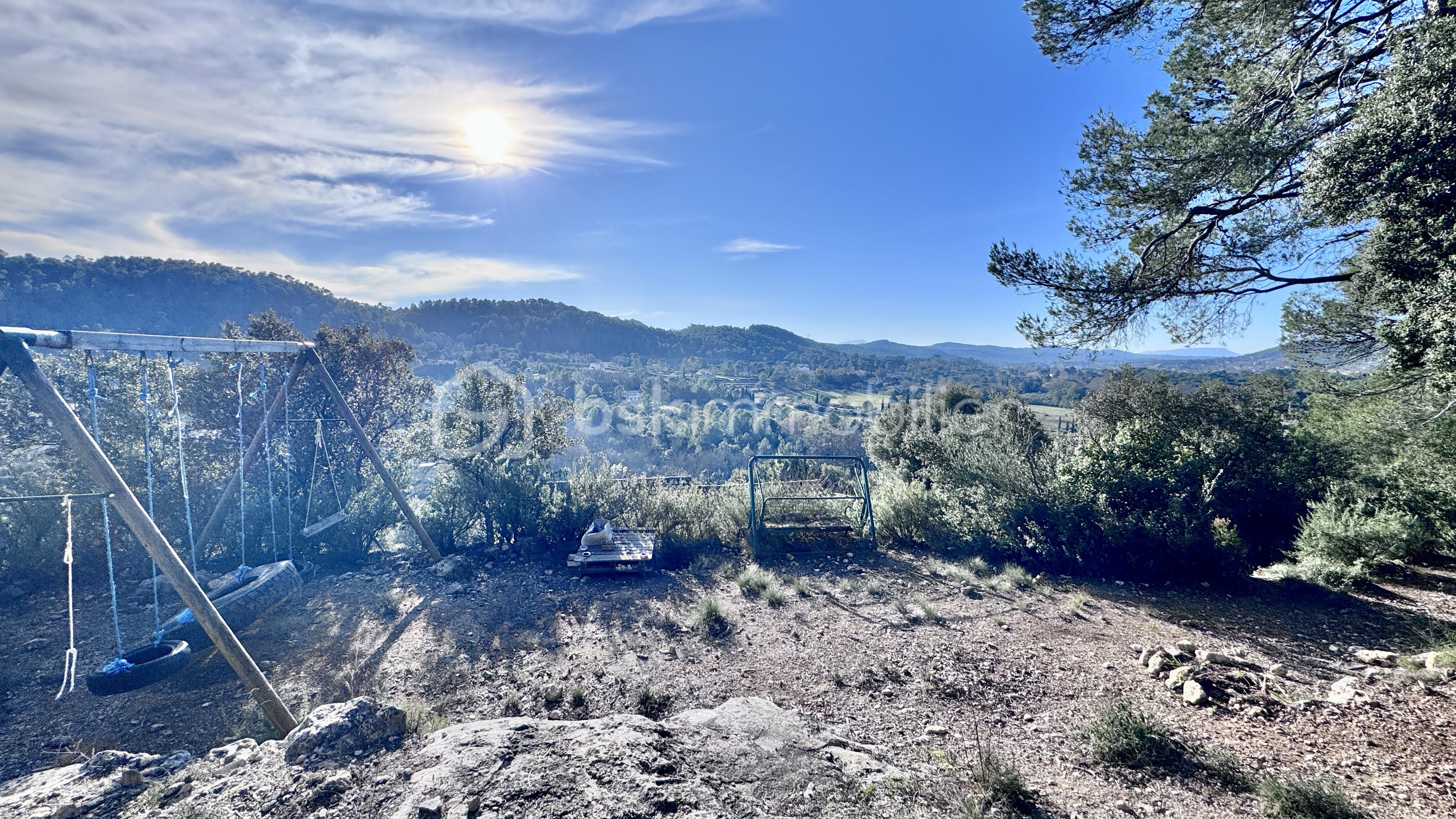 Maison de 97 m² - Terrain 2.jpg