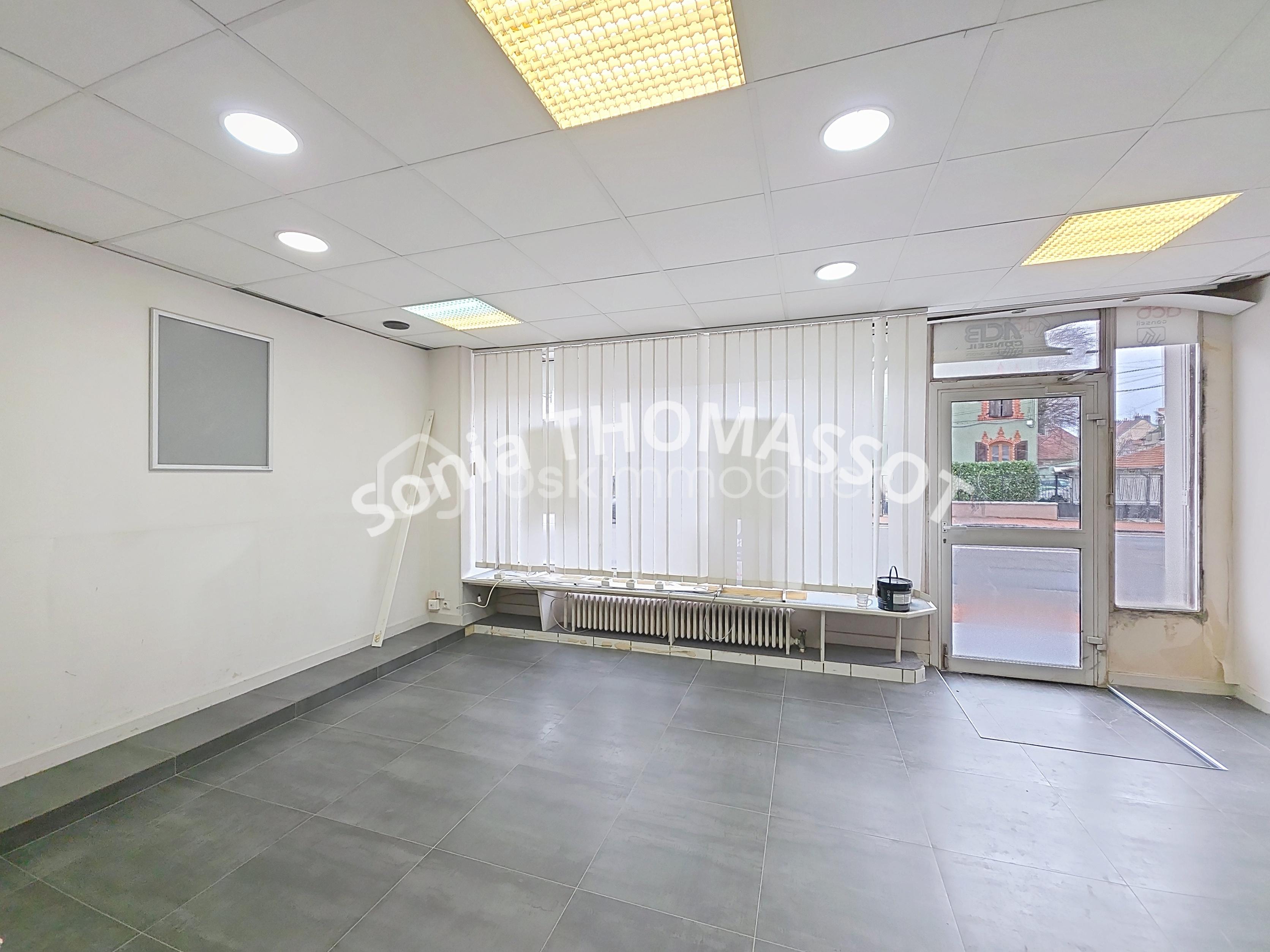 Local commercial de 81 m² - 54774.jpg