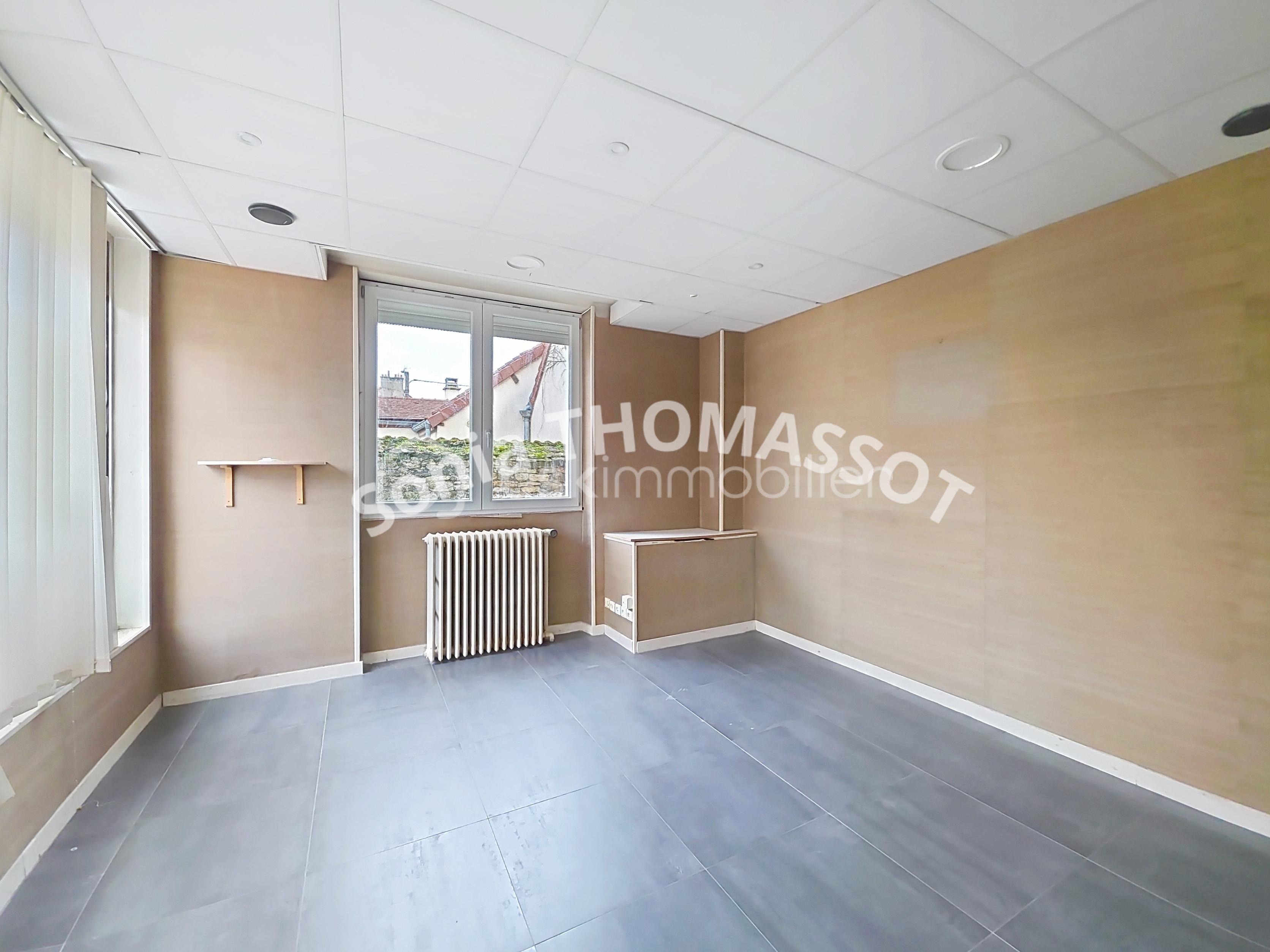 Local commercial de 81 m²