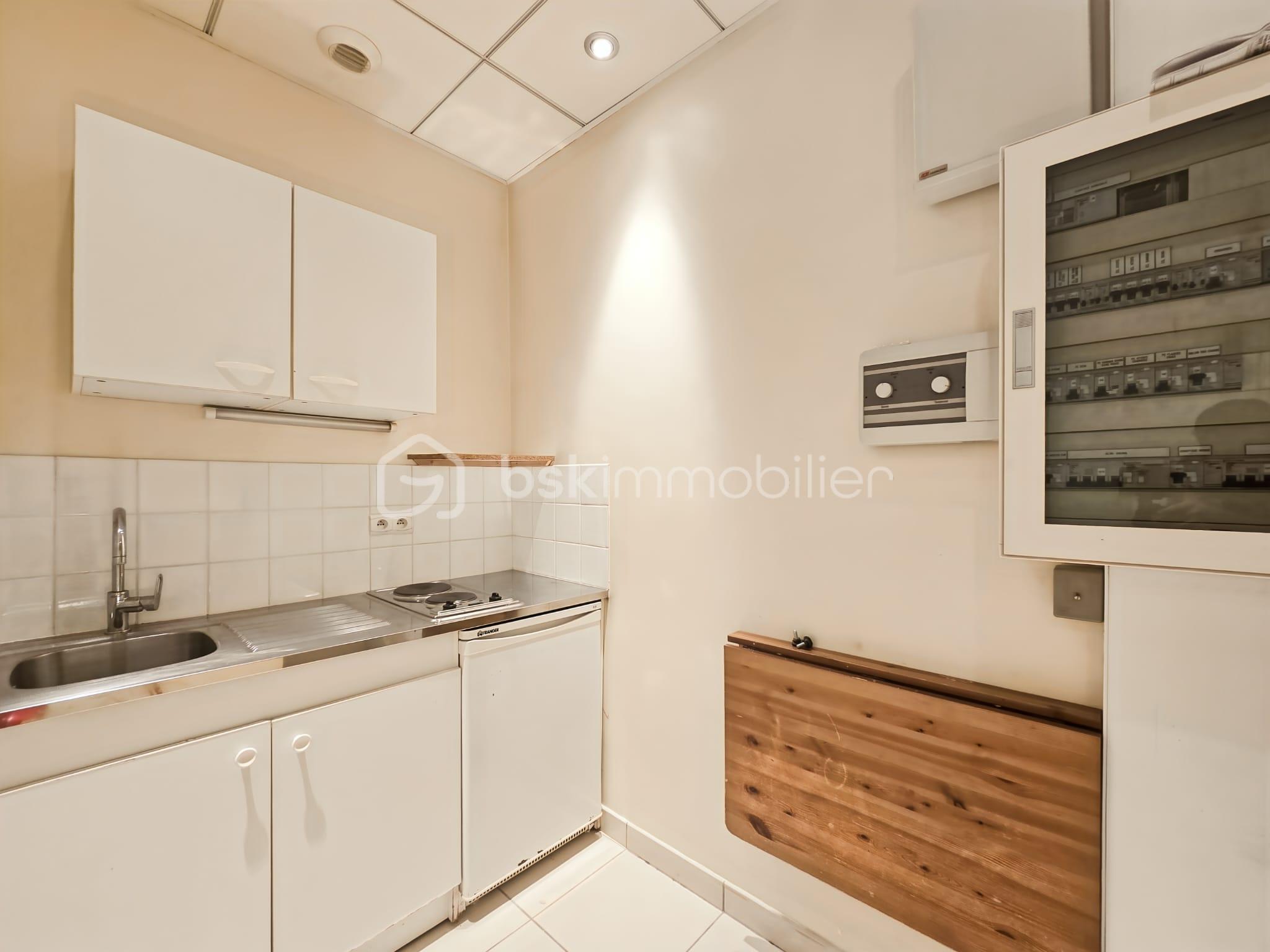 KITCHENETTE.jpeg