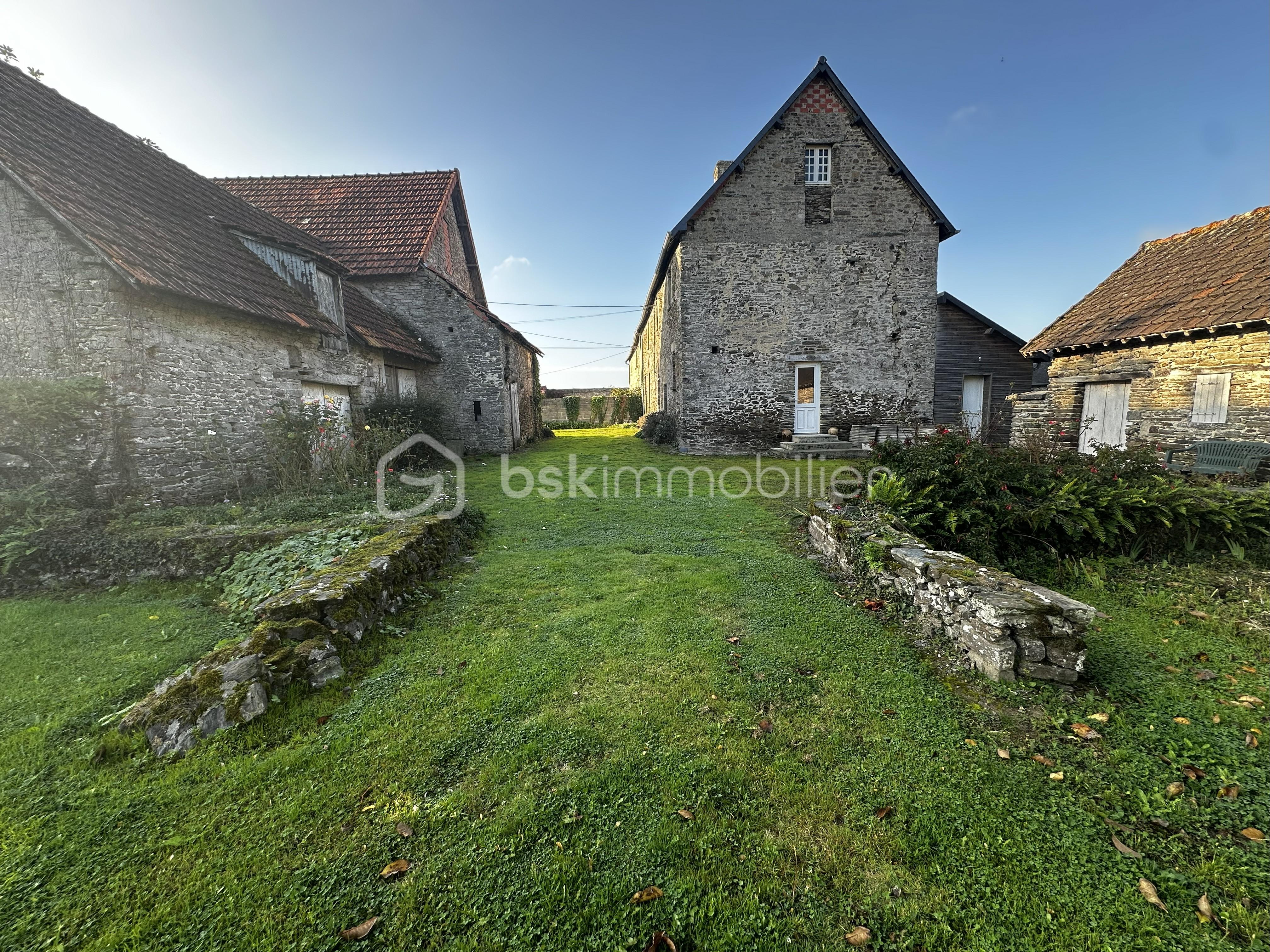 Corps de ferme de 180 m² - facade 3.jpg