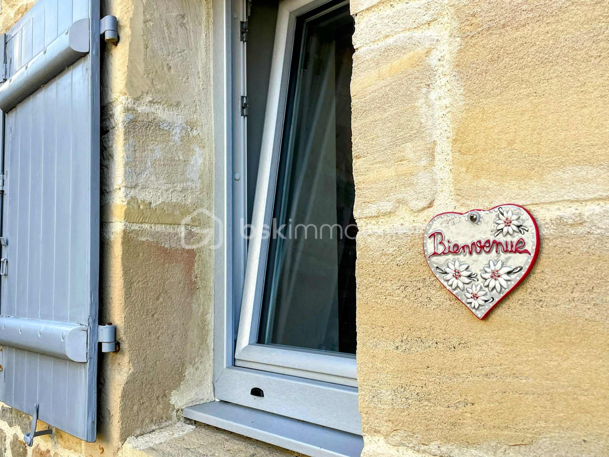 Maison en pierre de 223 m² - g.jpg