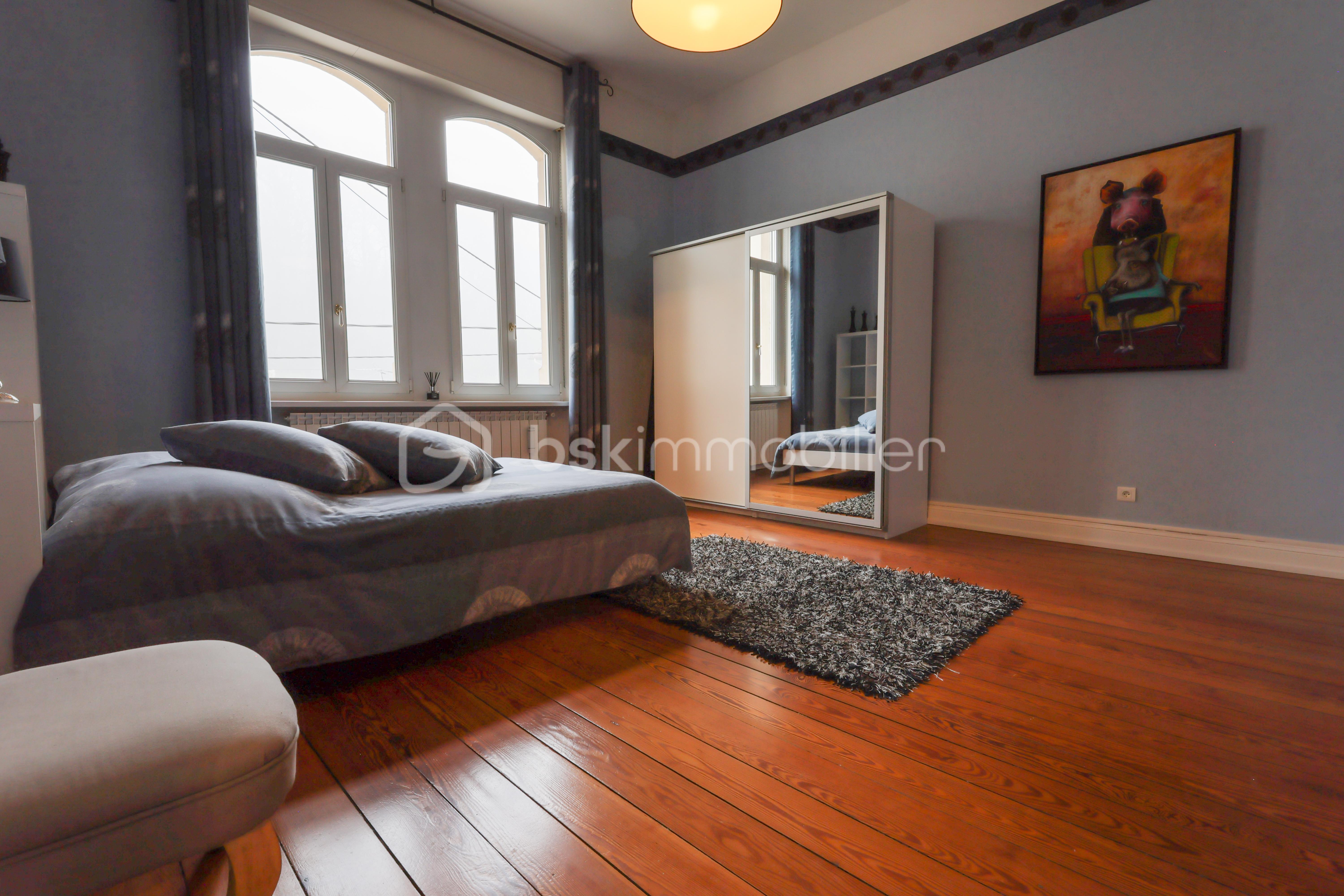 Maison de maître de 300 m² - Chambre4.jpeg