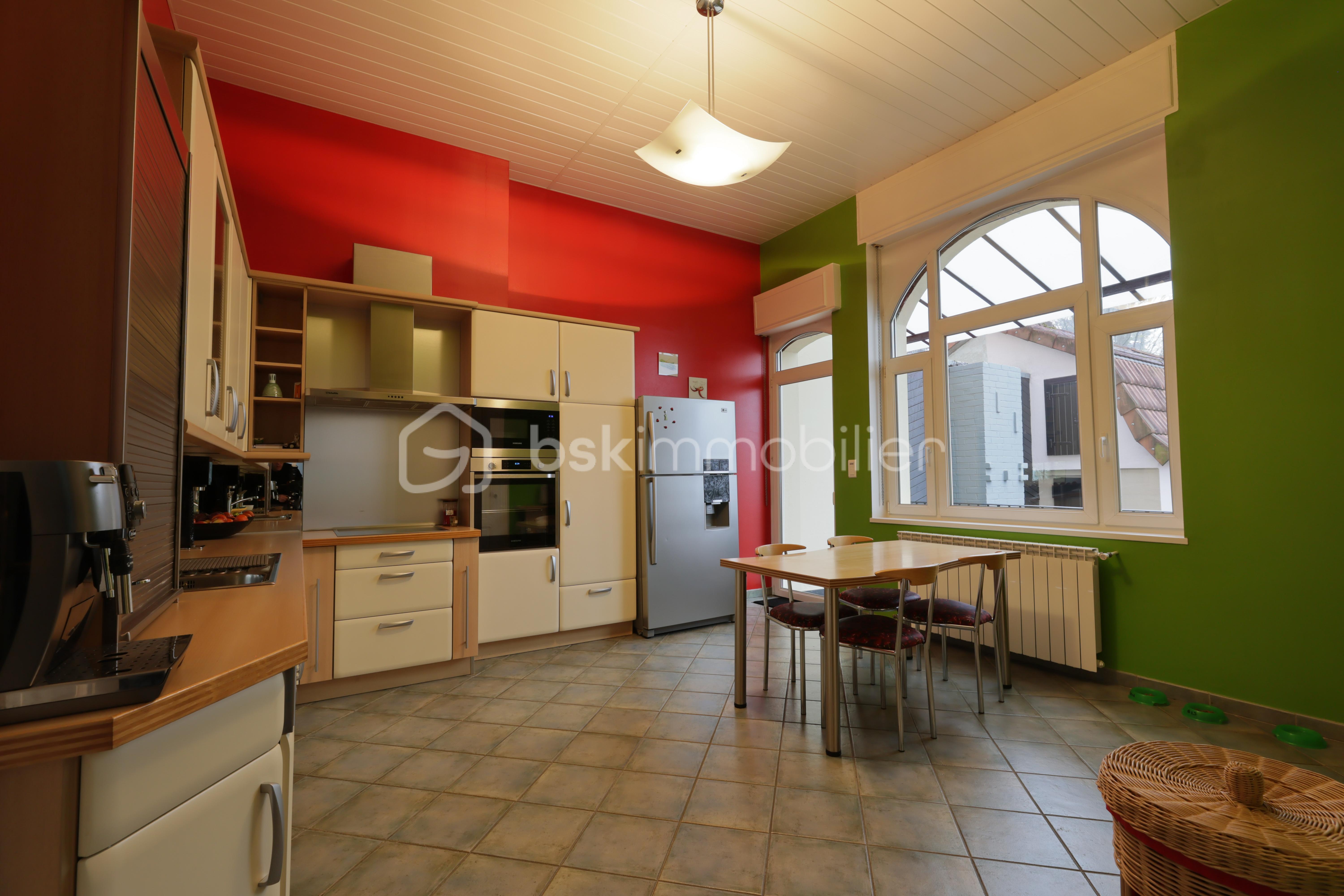 Maison de maître de 300 m² - Cuuisine.jpeg