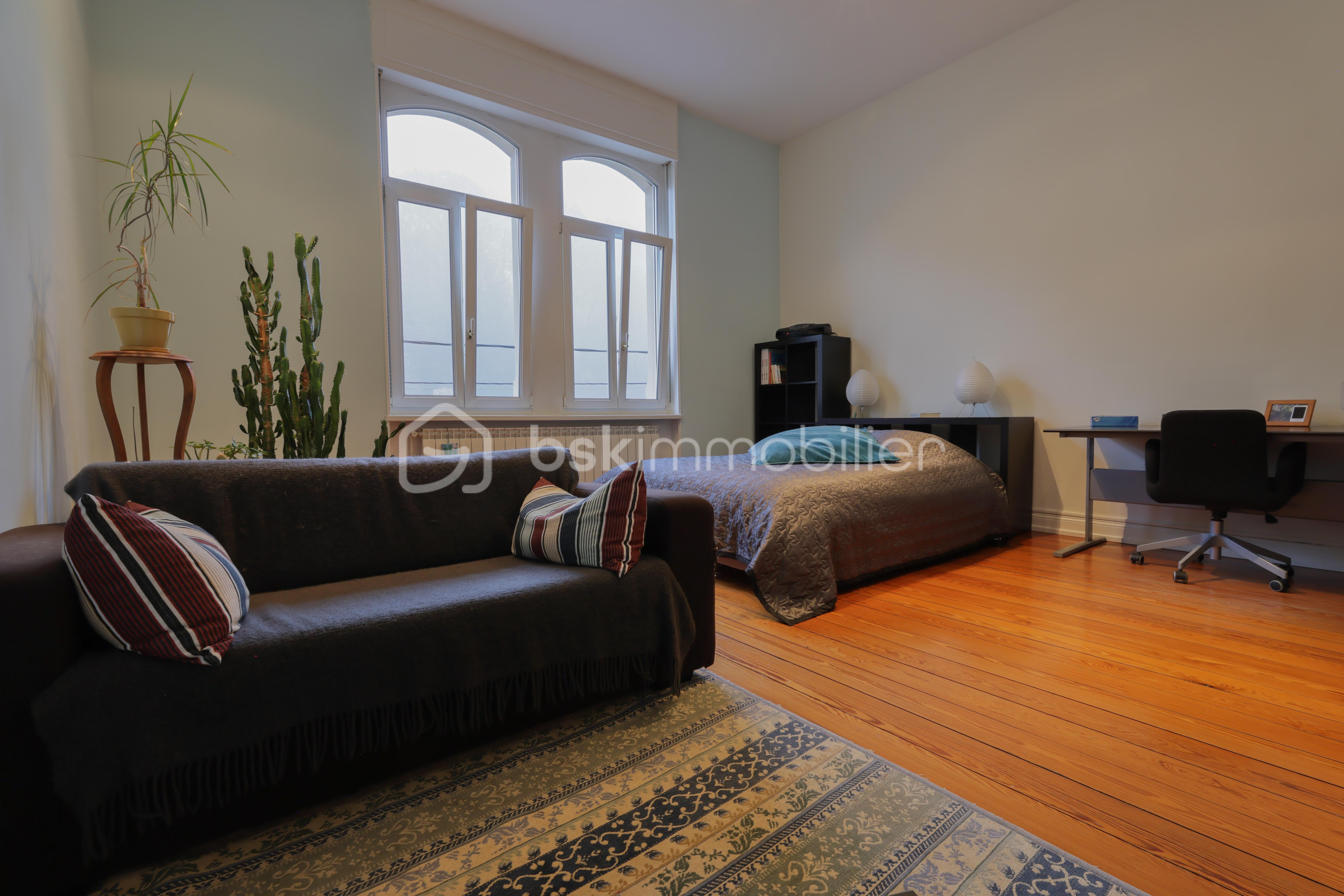 Maison de maître de 300 m² - Chambre3.jpeg