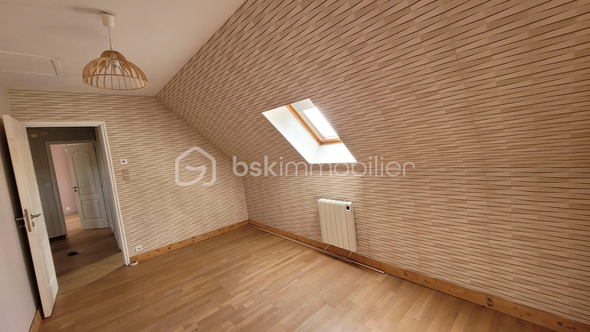 Maison traditionnelle de 150 m² - IMG-20250916-WA0008.jpg