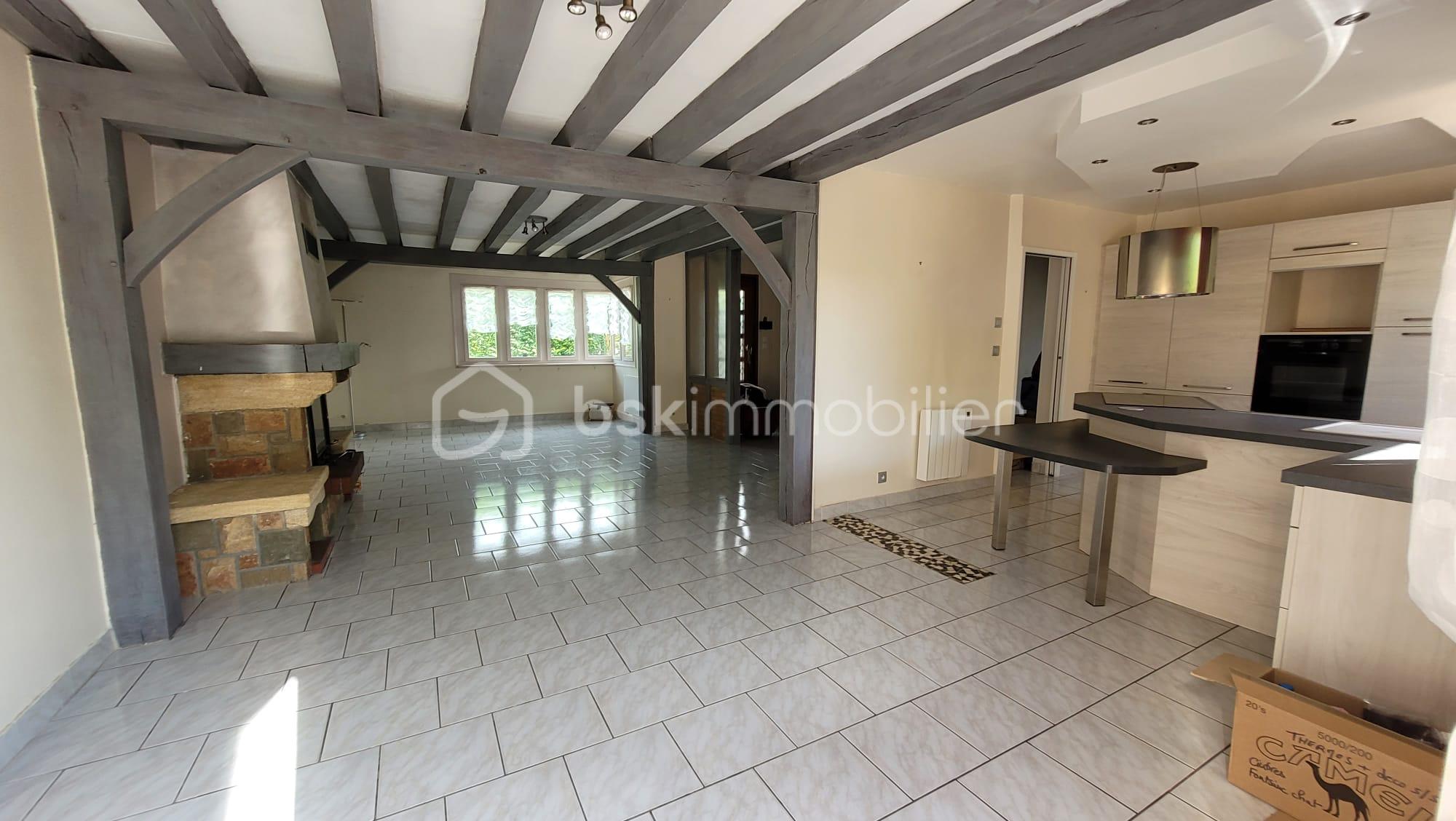 Maison traditionnelle de 150 m² - IMG-20250916-WA0013.jpg