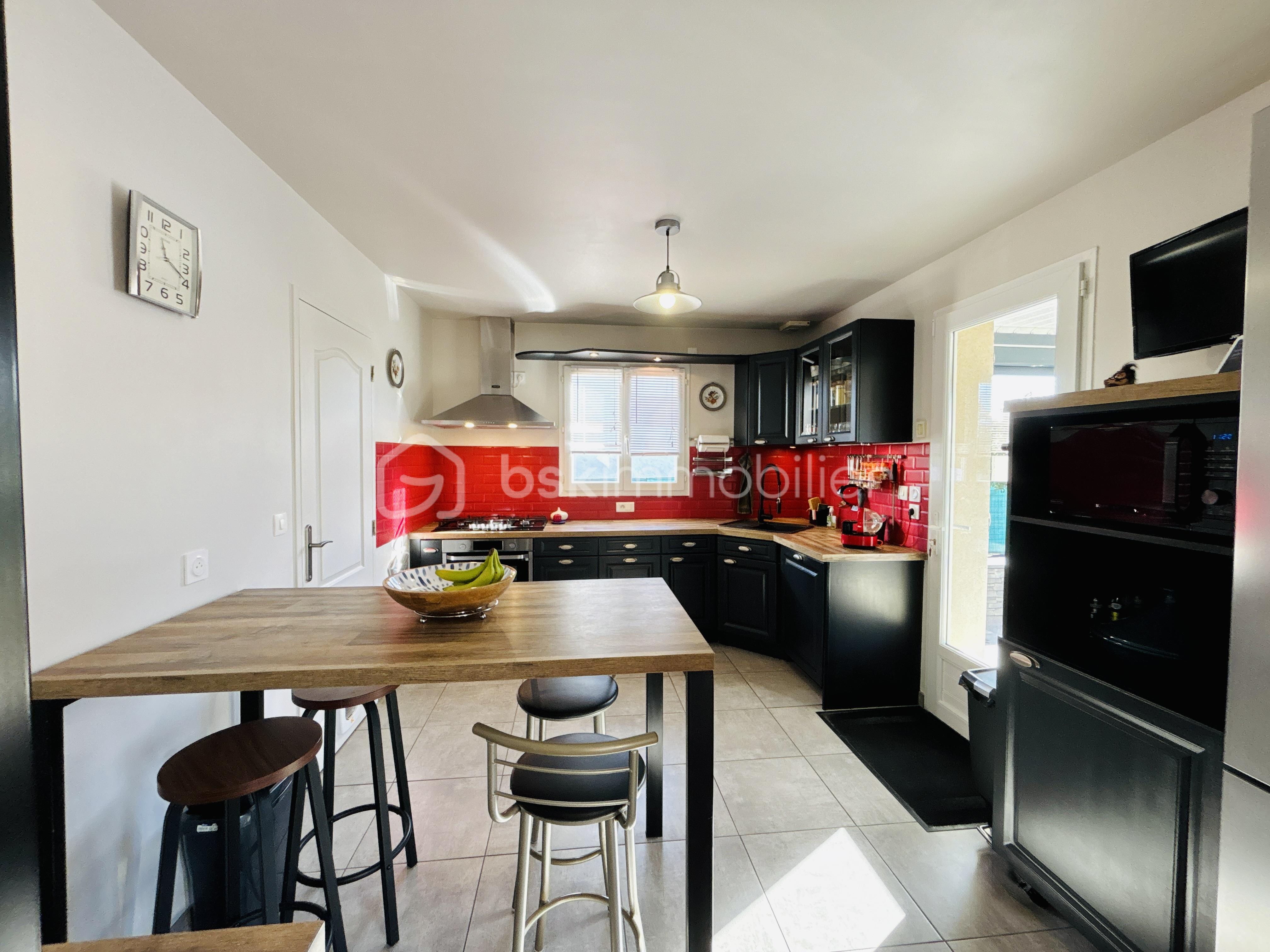 Maison de 139 m² - DJI_20251118_112026_927.jpg