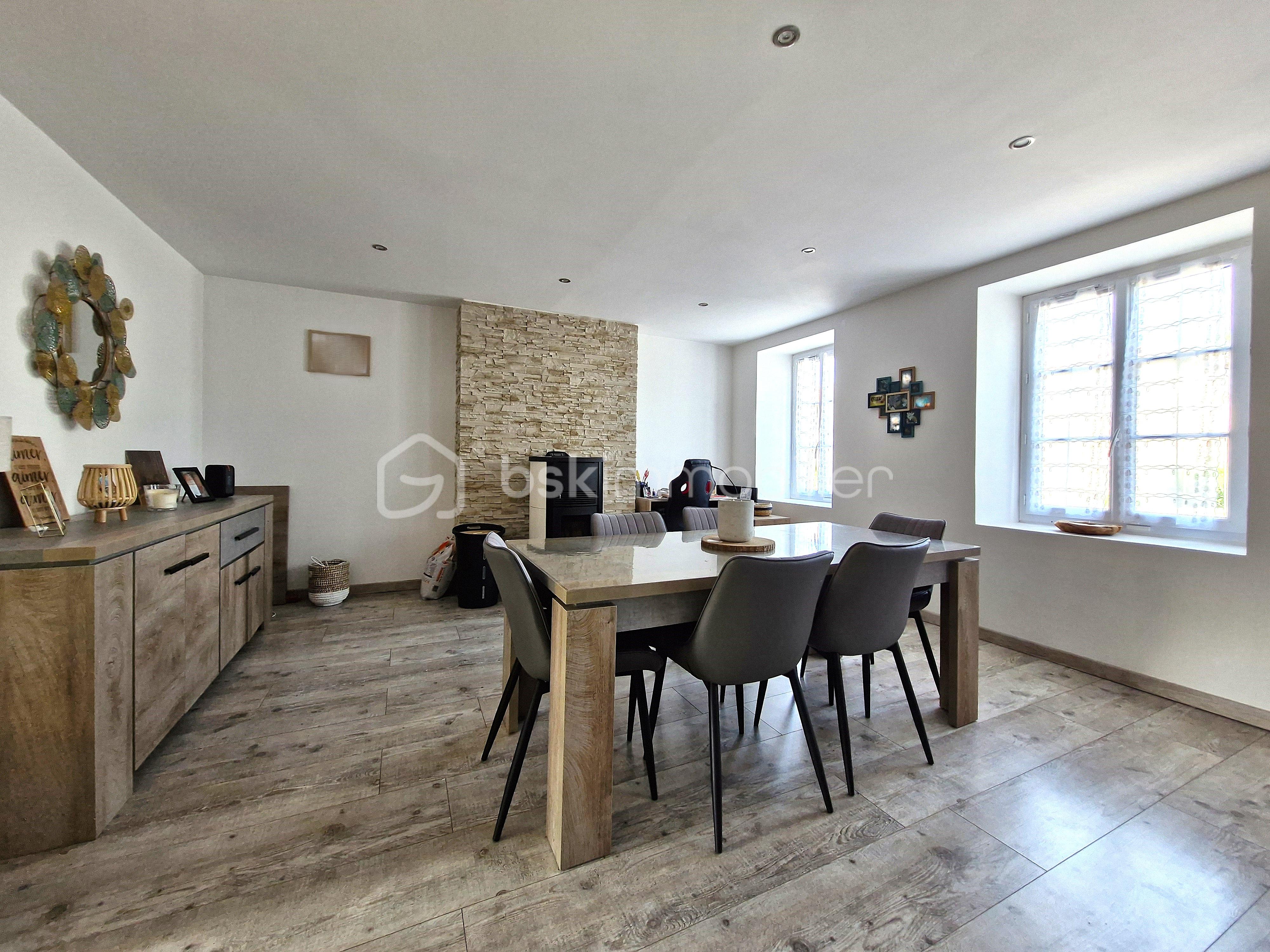 Maison de village de 239 m² - 9.jpg