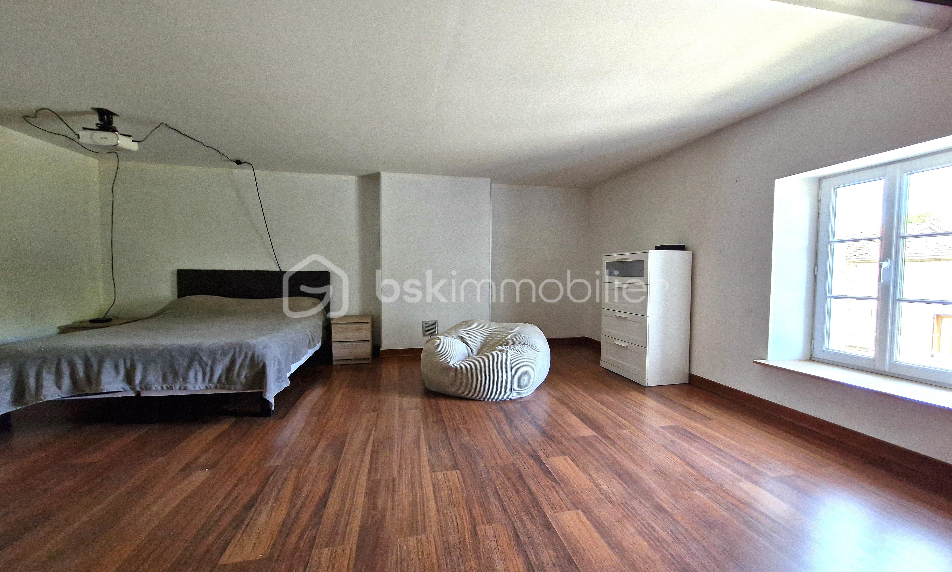 Maison de village de 239 m² - 8.jpg